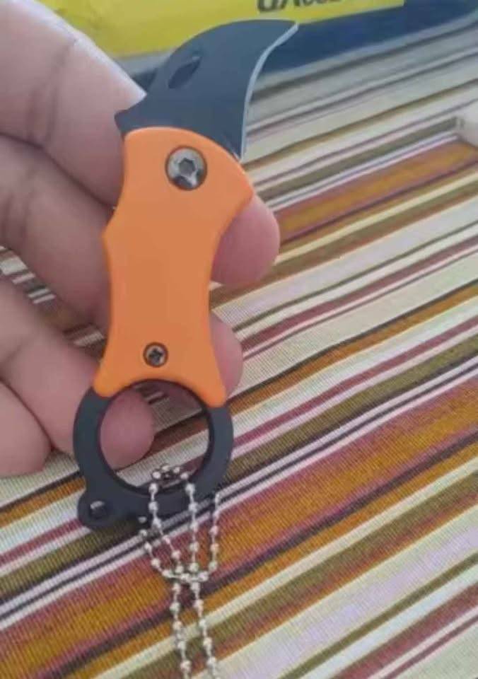 Mini Karambit Keychain Knife - photo 4