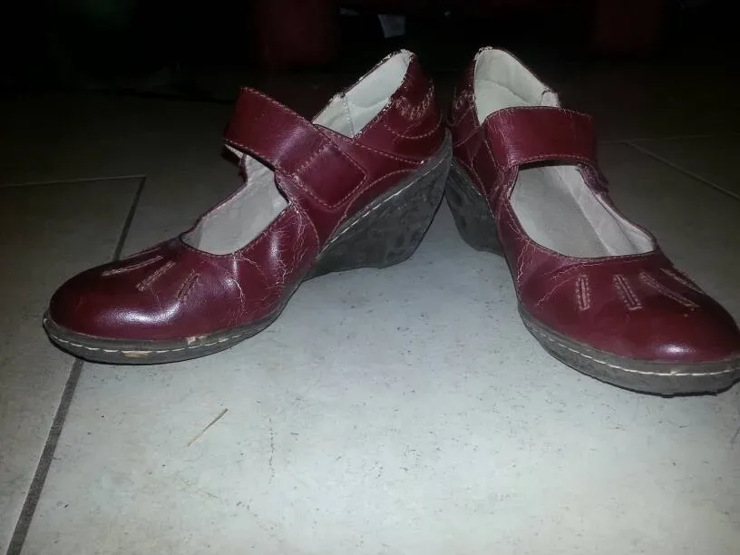 Graceland Vegan Leather Comfy Naturalista-Style Heels Size 38 - photo 2