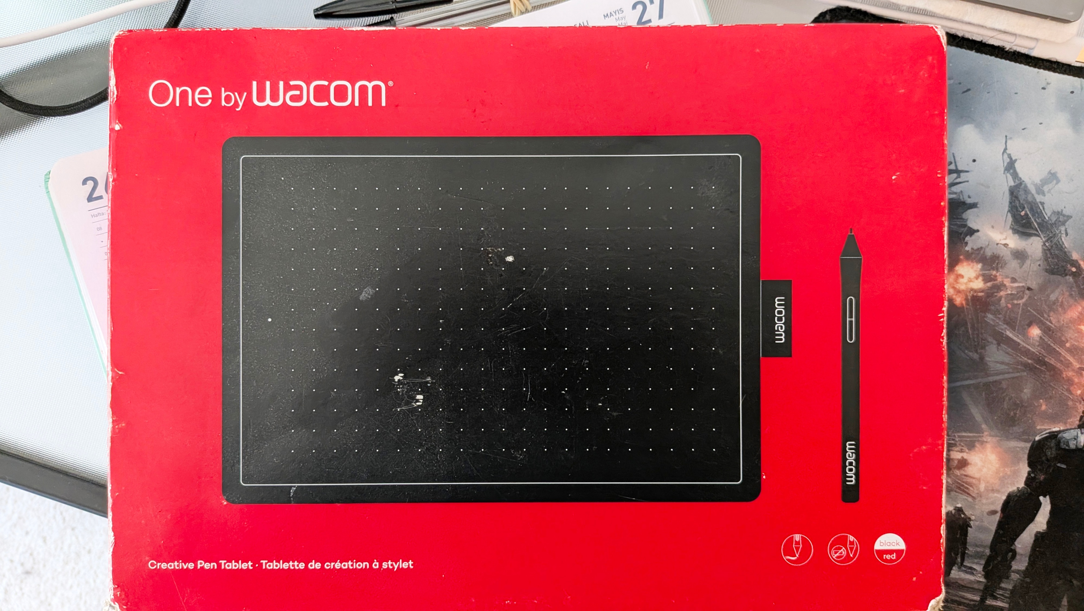 One by Wacom Medium Creative Pen Tablet (CTL-672) - Boxed