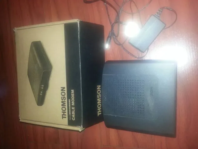 Thomson Broadband Cable Modem Model DCM476 - photo 2