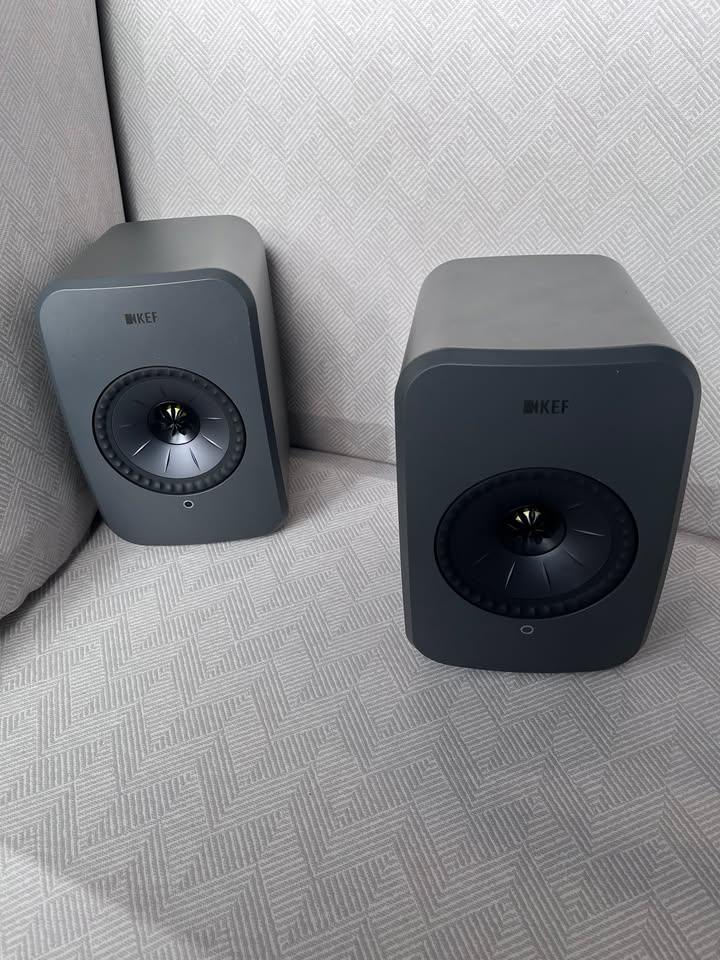 KEF LSX II LT Wireless HiFi Speakers - Graphite Grey - Like New
