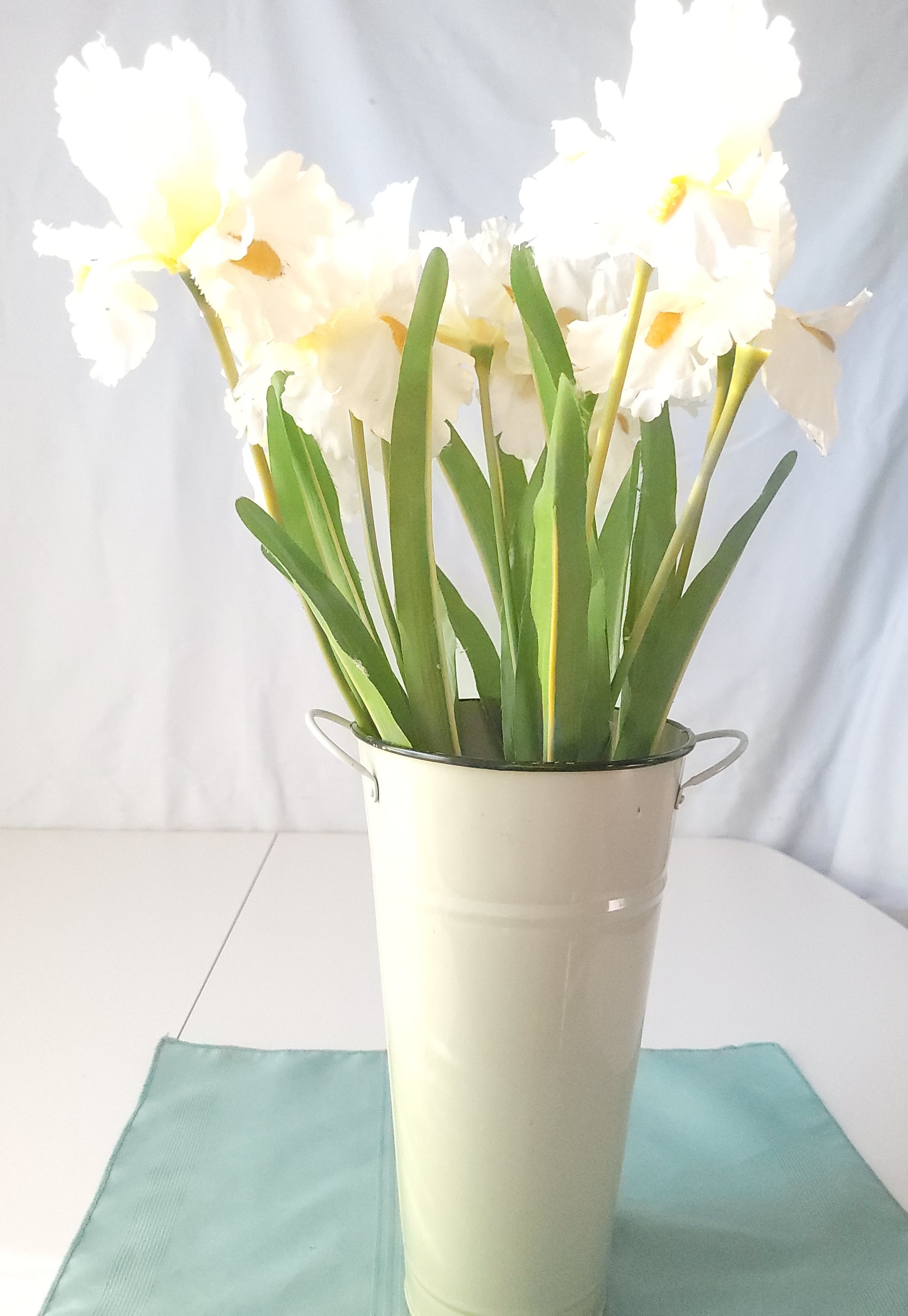 Cream Enamelware French Flower Bucket Vase White Silk Irises 20" - photo 5