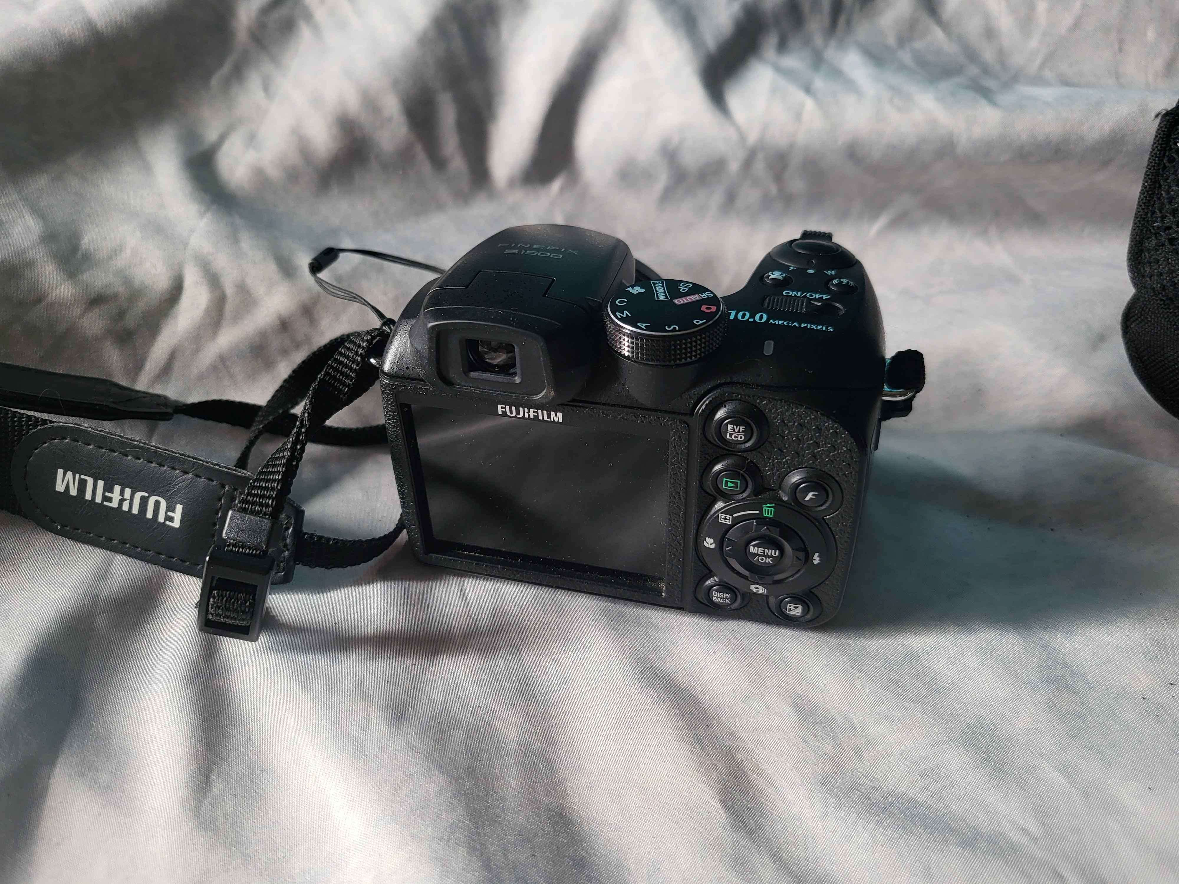 Fujifilm Finepix S1500 - photo 3