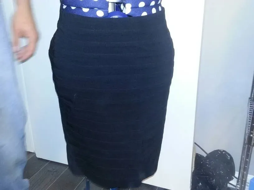 Ricki's Pencil Skirt Black, Size 6 - photo 2