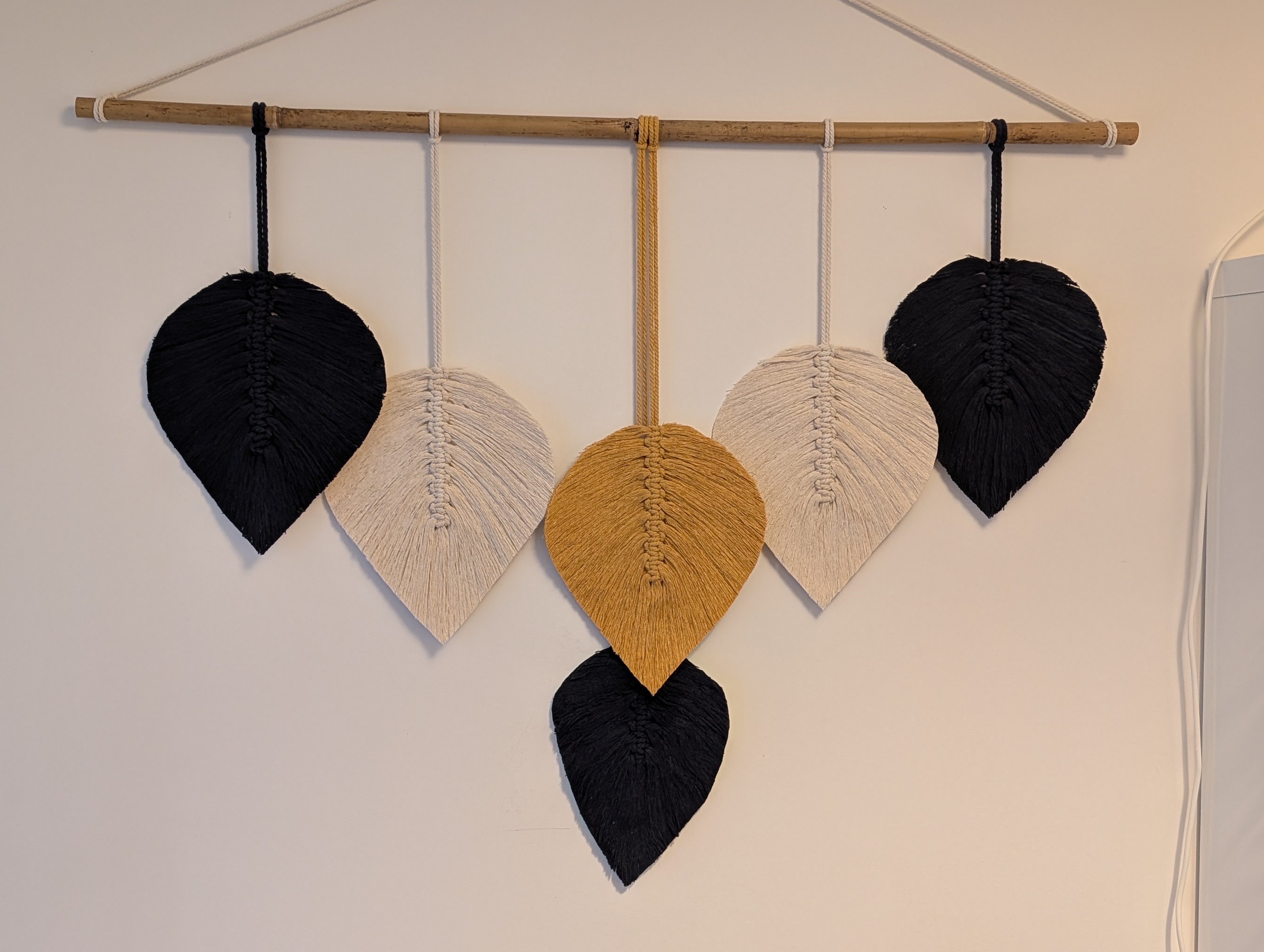 Macramé Leaf Wall Hanging + 3 Faux Plants + Macramé TP Holder - photo 2