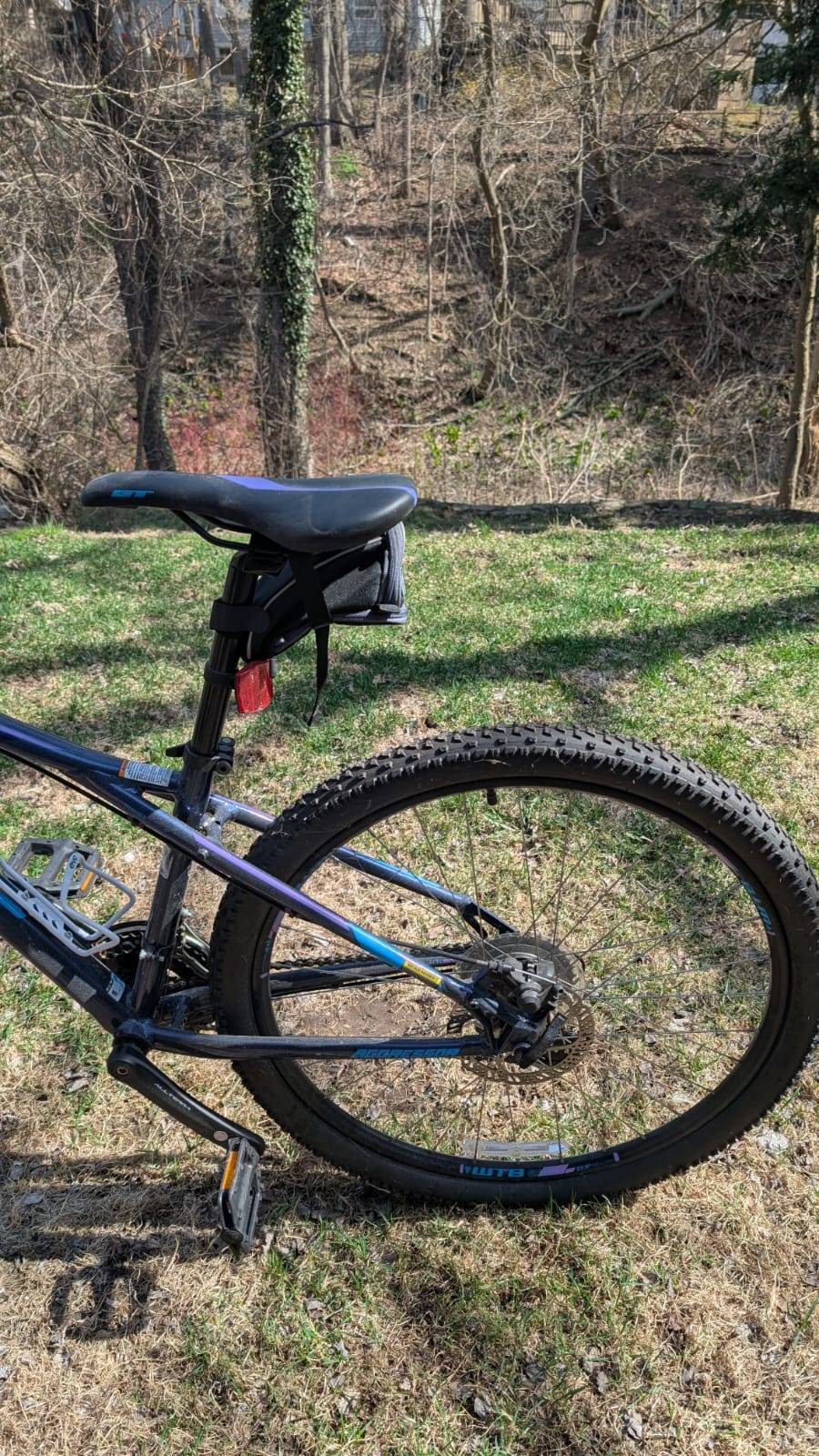 GT Aggressor Pro Mountain Bike - photo 5