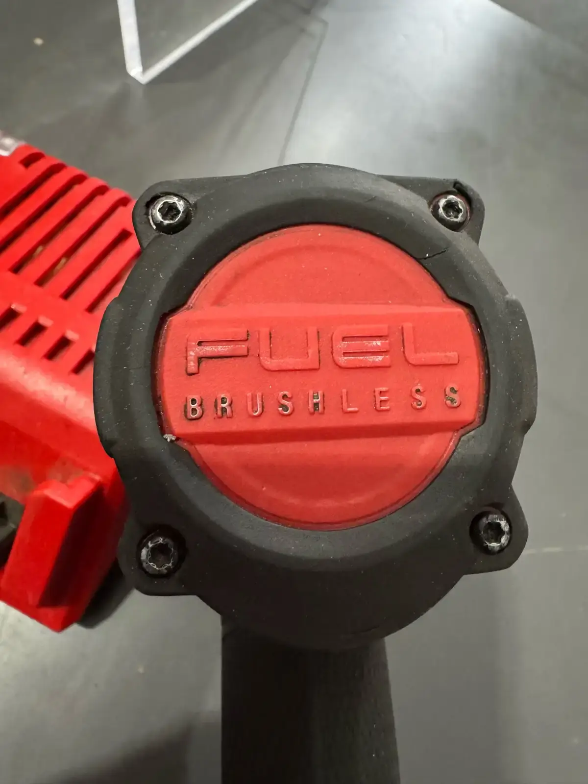Milwaukee M18 FUEL Hammer Drill with battery and charger - photo 4