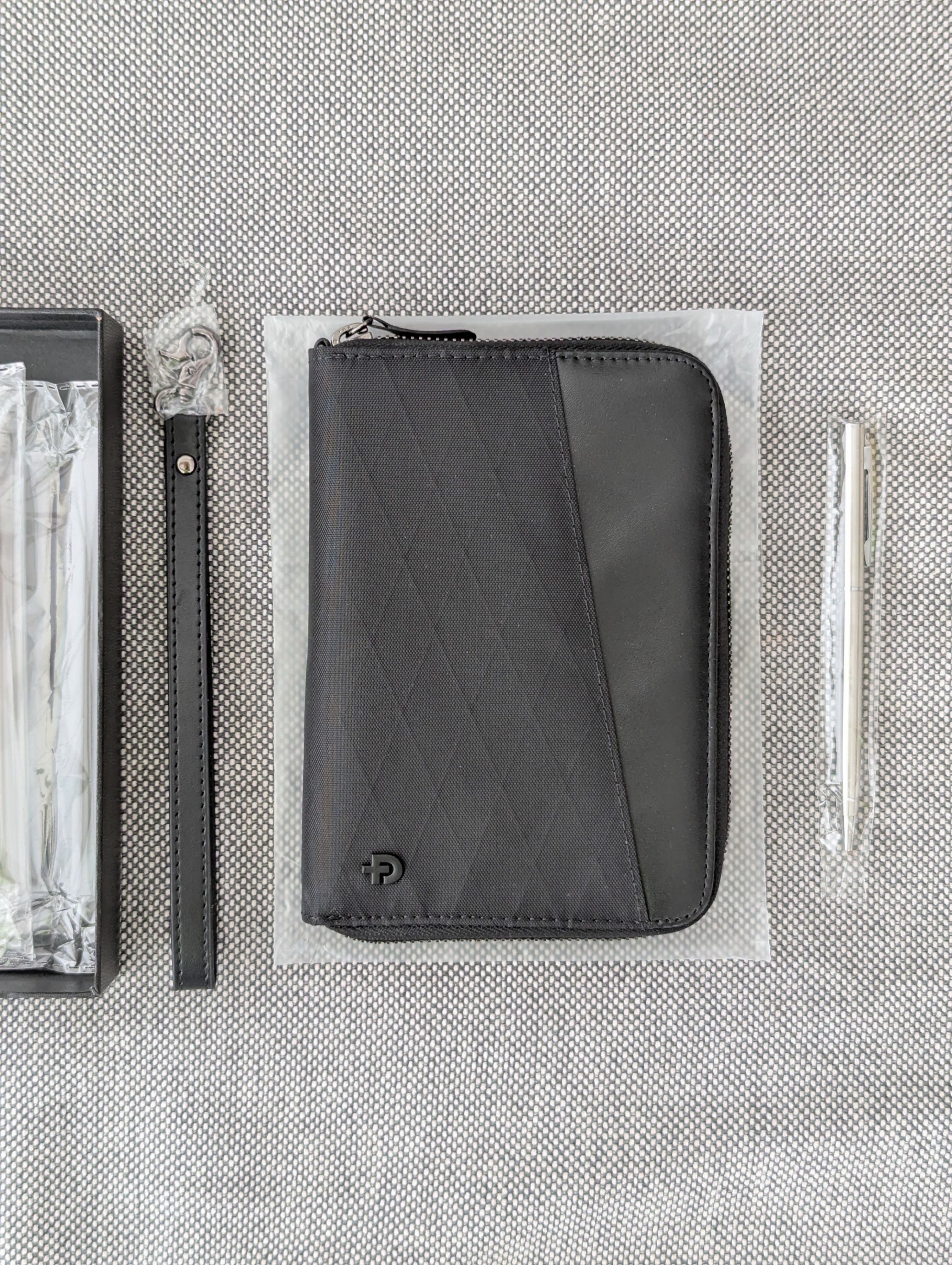 RFID Passport Travel Wallet / Organizer - ADD1D Explorer T