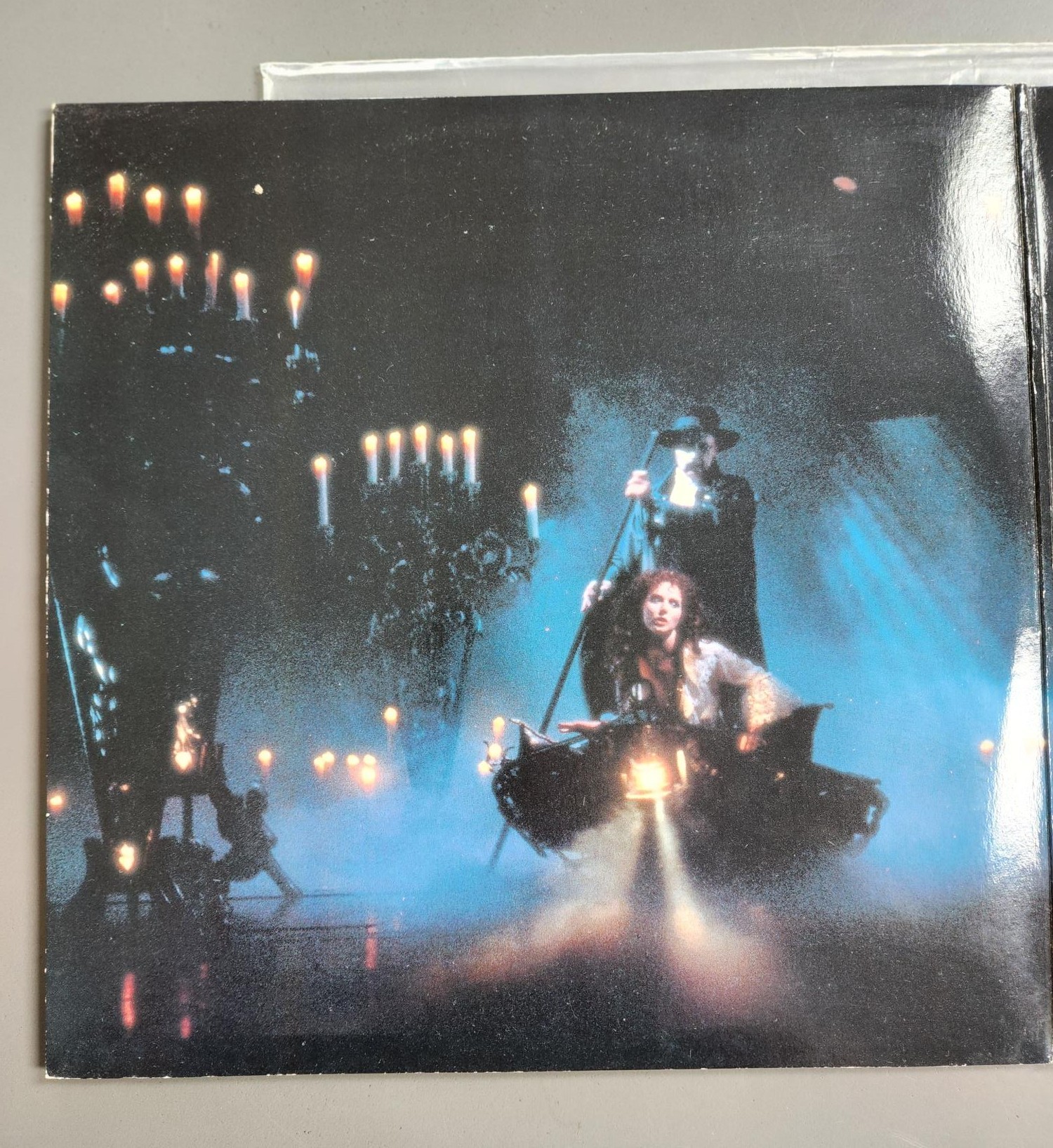 Andrew Llyod Webber - The Phantom of the Opera (2XLP, Gatefold) - photo 3
