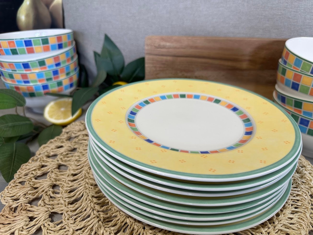 Villeroy & Boch 16-Pc China Set (Twist Alea Limone) - Serves 8