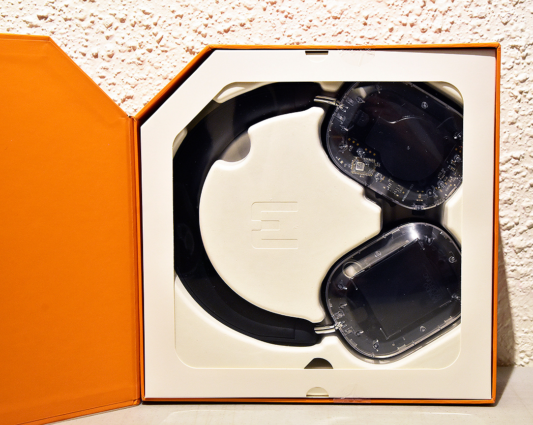 Over-Ear Wireless Headphones (Brand New / Sealed) - photo 3