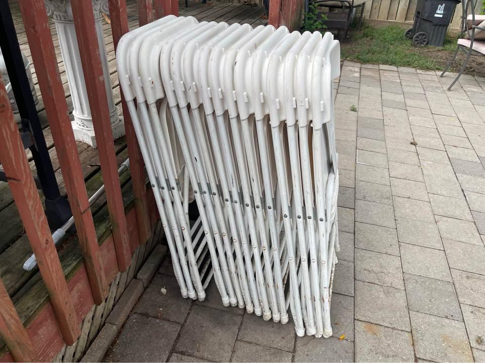 Party Chair Rental ($1 each)