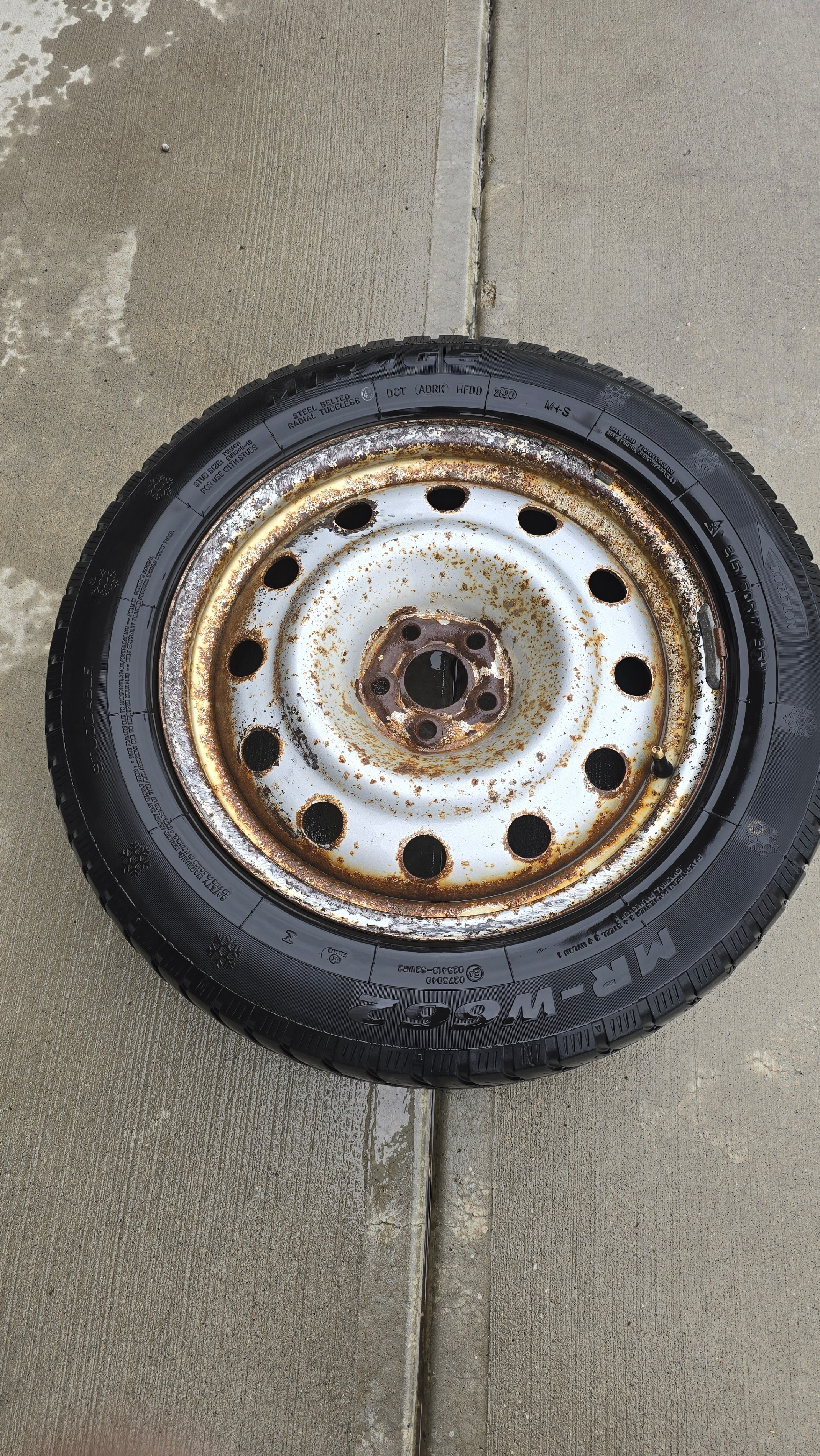 Mirage MR-W662 215/60R17 Winter Tires (Steel Rims) - photo 2