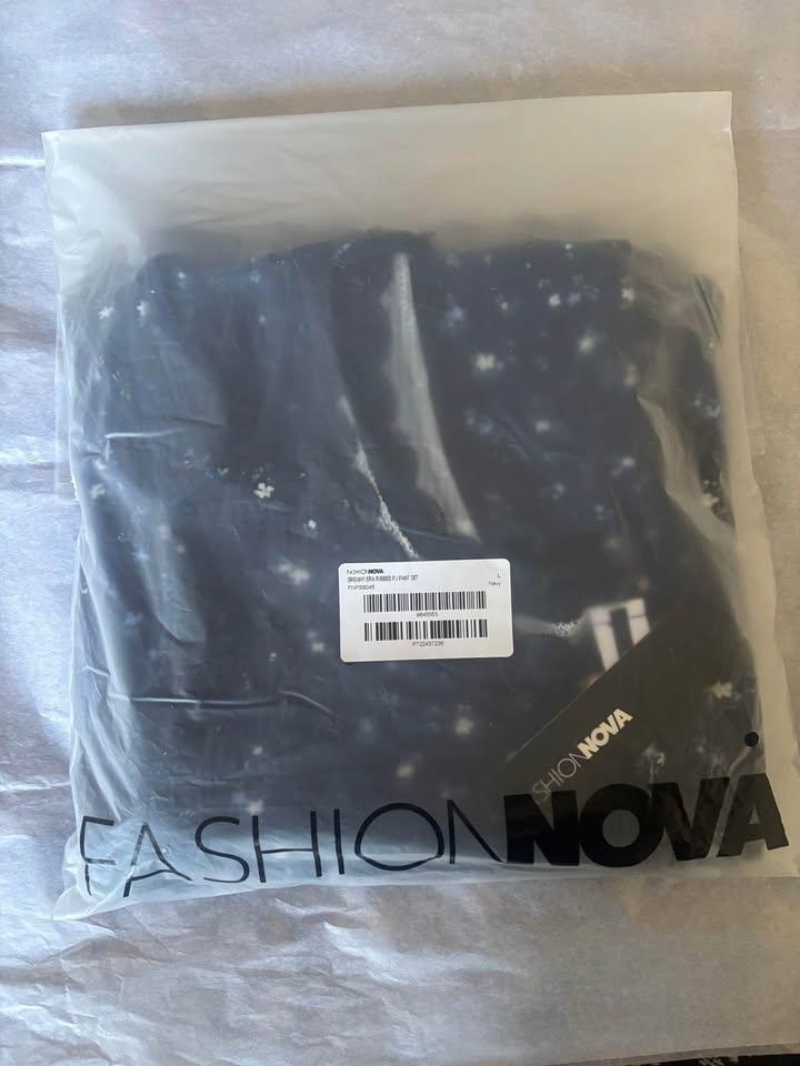 FashionNova-Dreamy Era Ribbed PJ Pant Set - photo 5