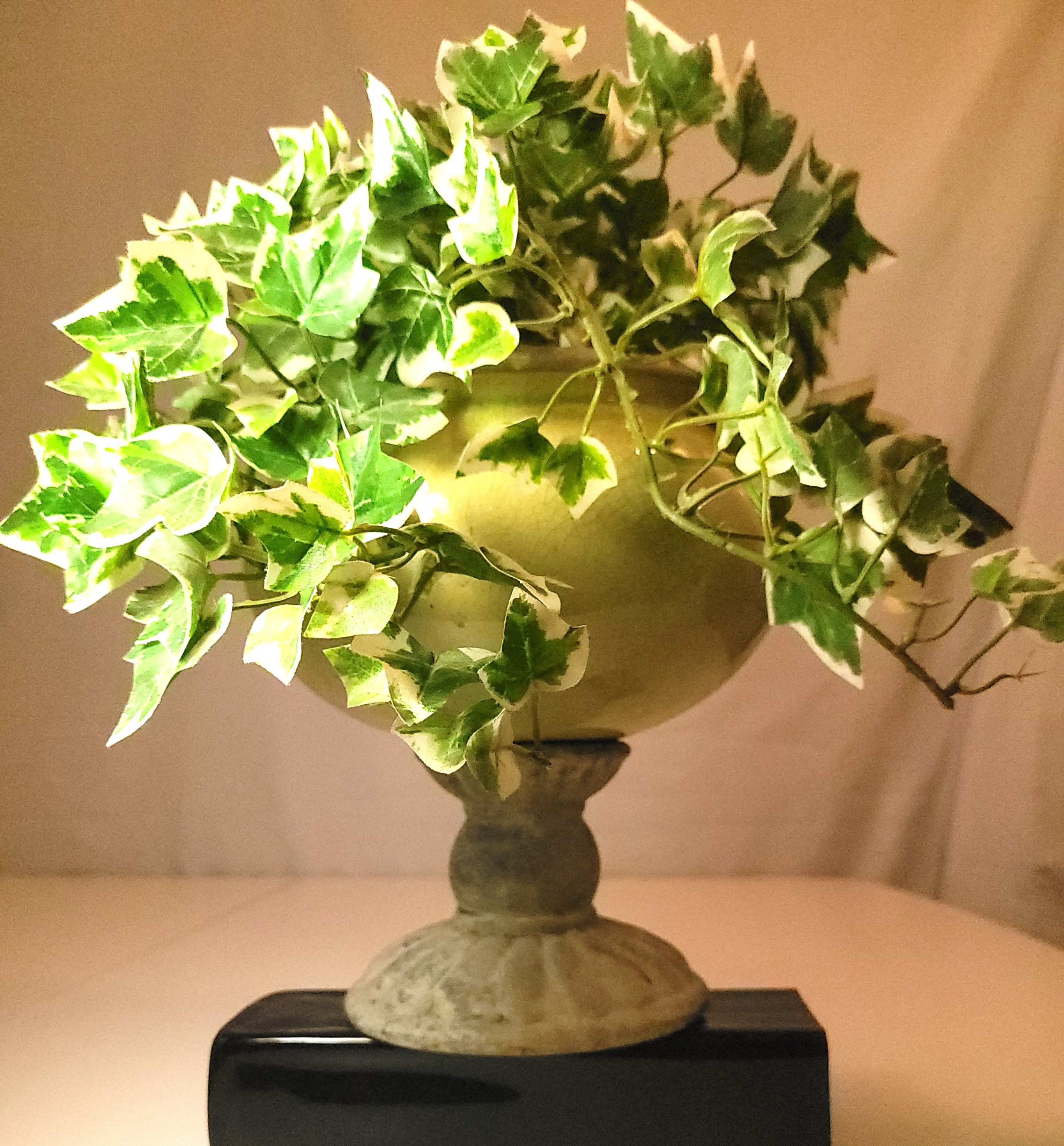 1998 Green Crackle Glaze Pedestal Urn Vase Planter Faux Flowers