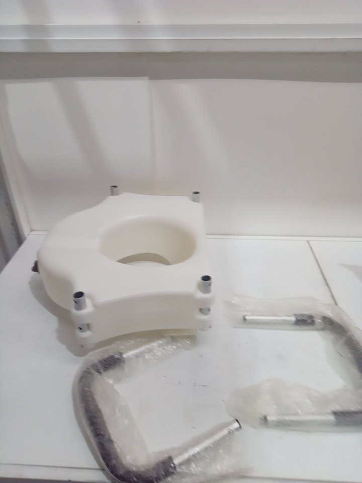 NEVER USED Raised Toilet Seat with 2-Level Adjustable Handles - photo 2