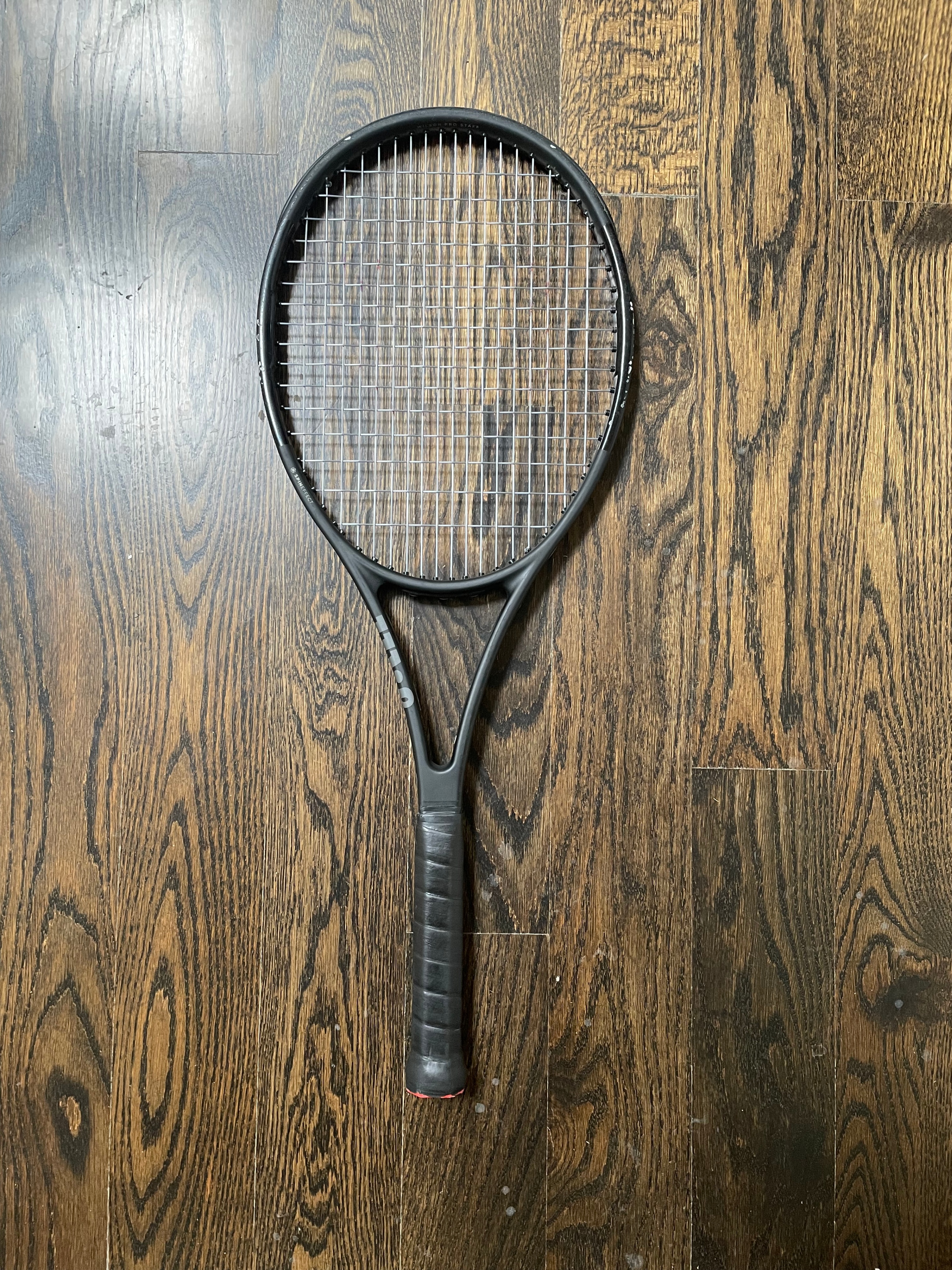 Wilson Pro Staff 97LS 16x20 v11 Tennis Racket