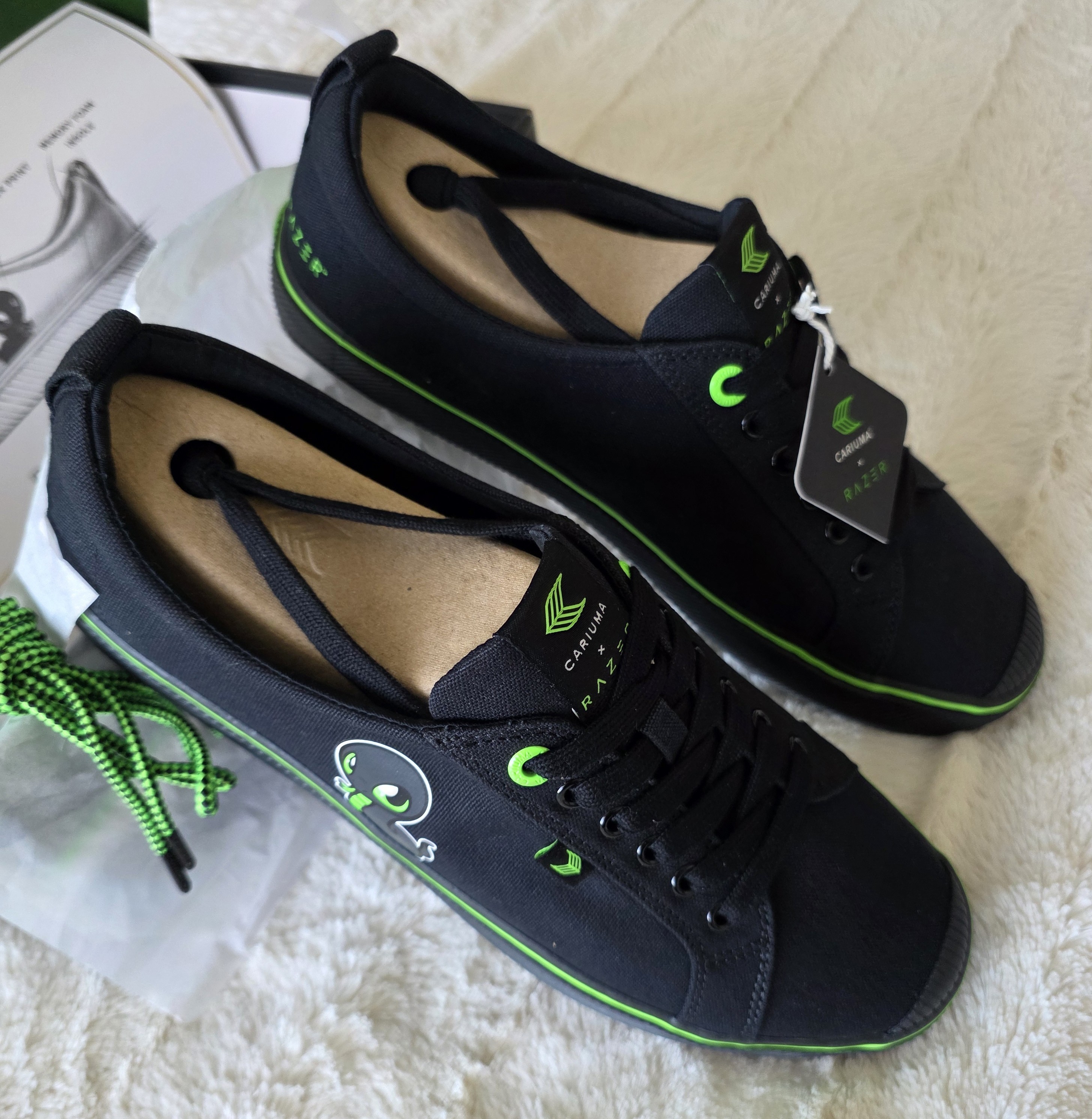 CARIUMA OCA Low "RAZER" Black Canvas Sneaker- "SNEKI SNEK" LOGO - photo 5