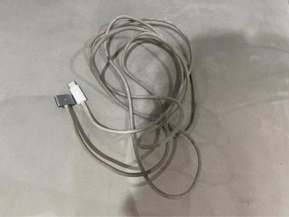 Apple MagSafe 3 MacBook Charger & 30W Brick - photo 5