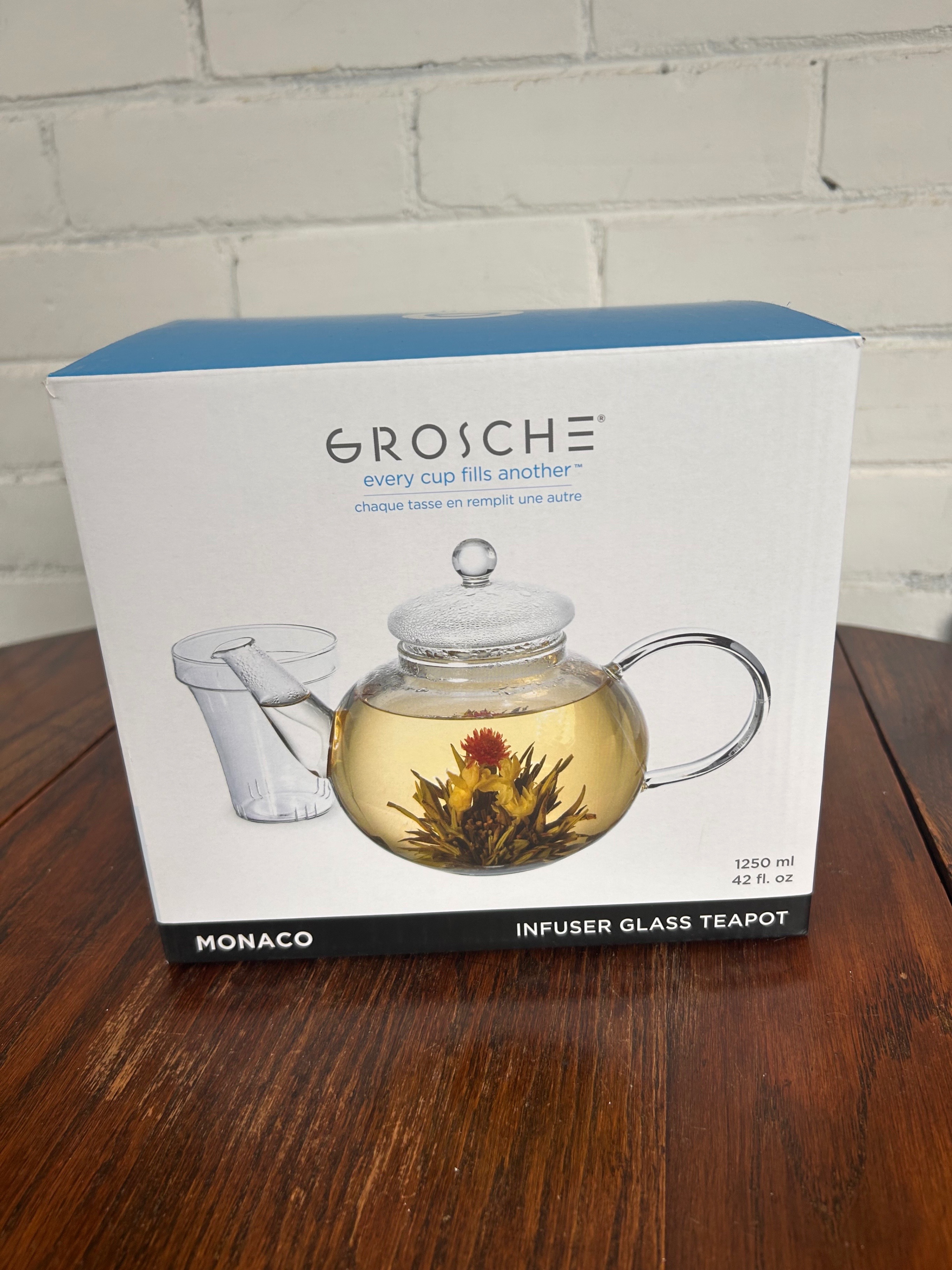 GROSCHE Monaco Infuser Glass Teapot With TEA! :) - photo 2