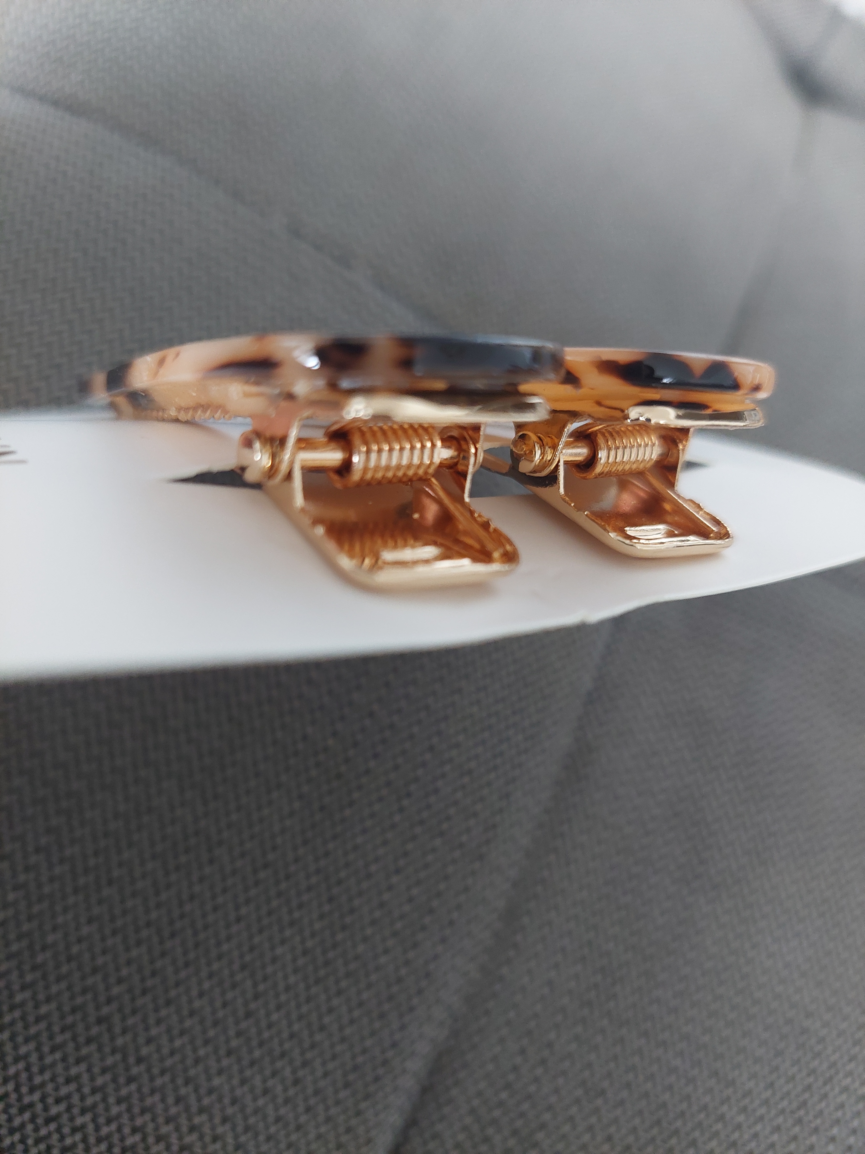 Tortoiseshell & Gold Y2K Hair Clips Guerlain - photo 2