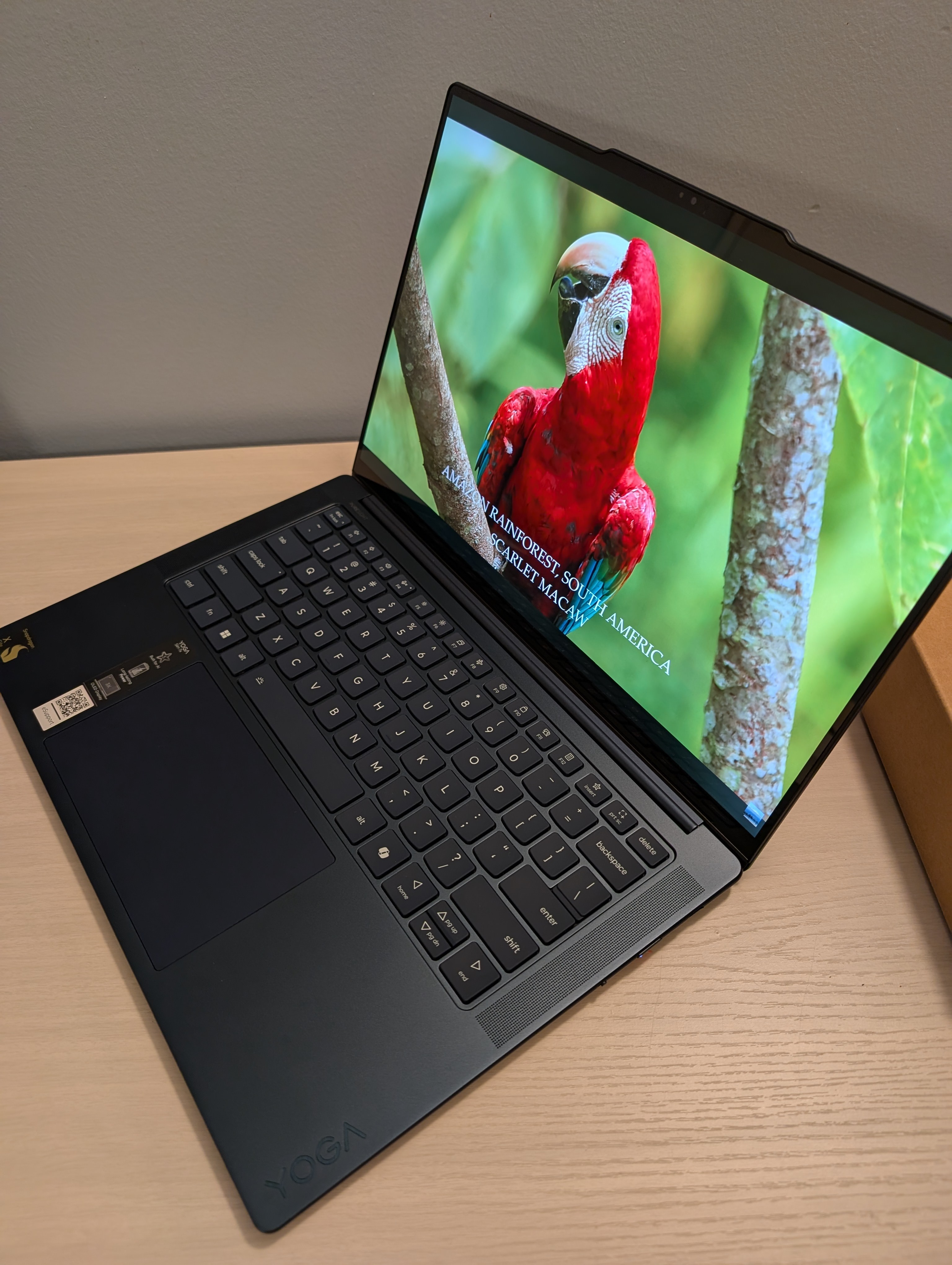 Lenovo - Yoga Slim 7x - 14.5" 3K 90Hz OLED, 16GB 512GB - photo 2