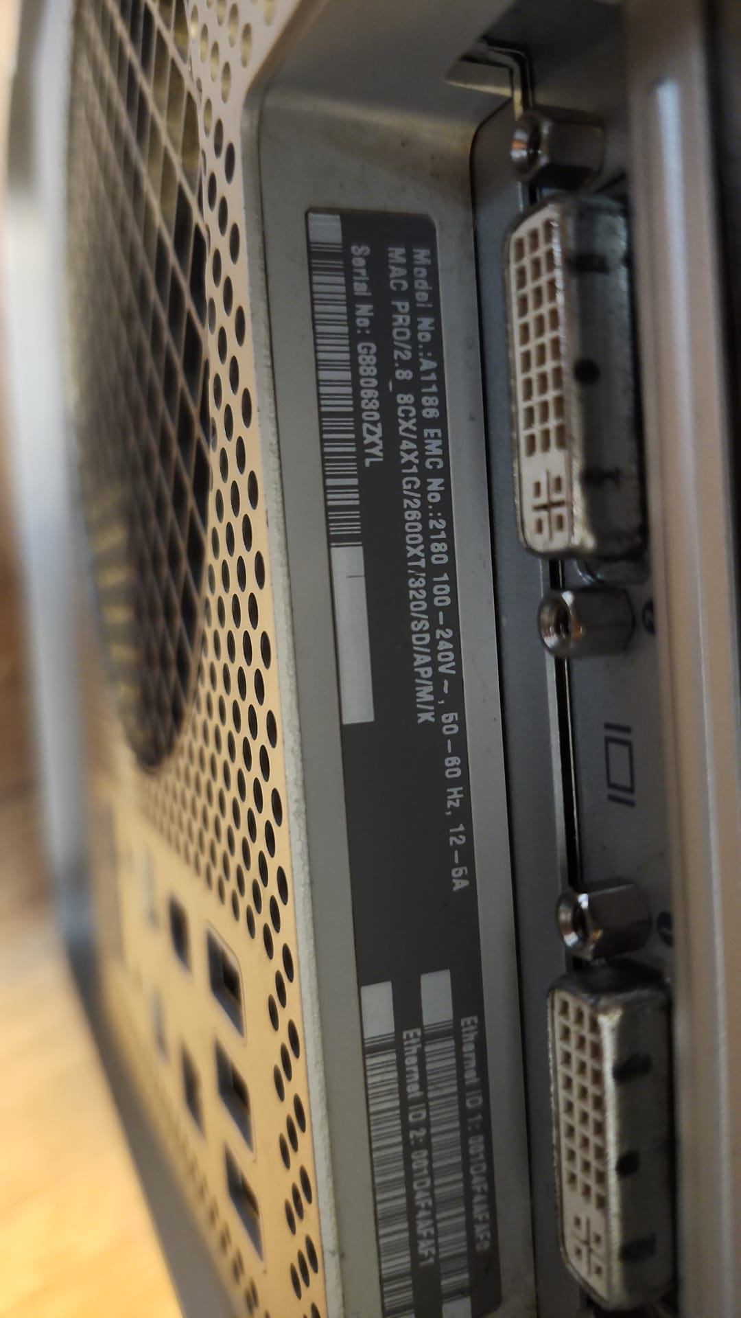 Apple Mac Pro Desktop Workstation – 2.8GHz Quad-Core Intel Xeon - photo 5