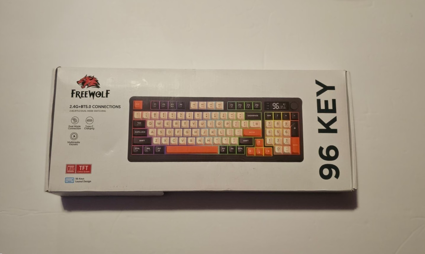 NEW FREEWOLF M96 Wireless Gaming Keyboard - photo 2