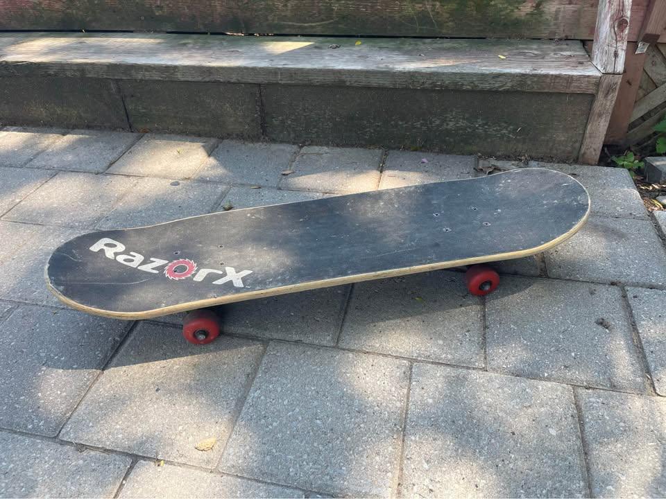 RazorX Skateboard Deck (31 inch)