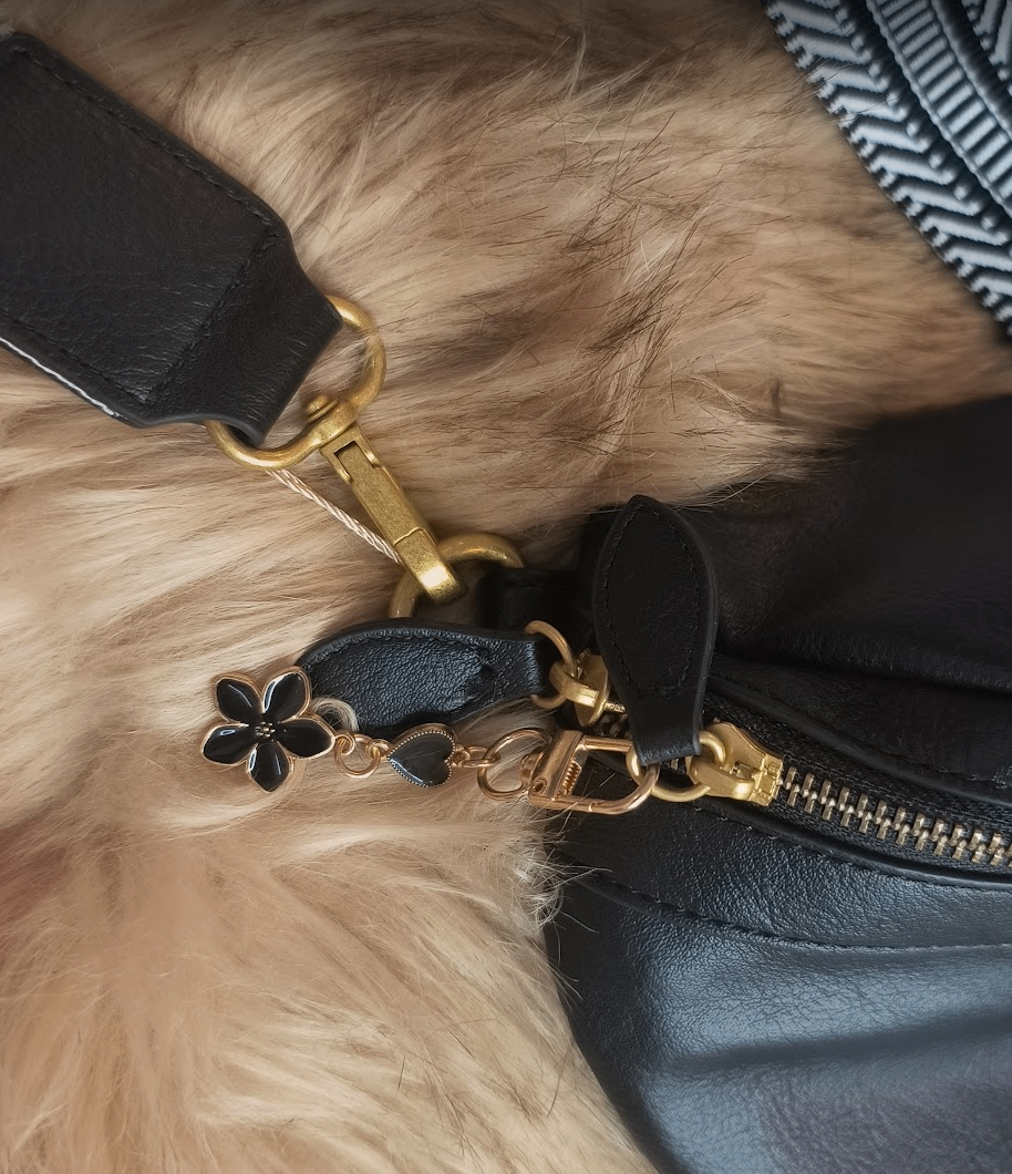 Lovevook Vegan Leather Crossbody Fanny Pack - photo 4