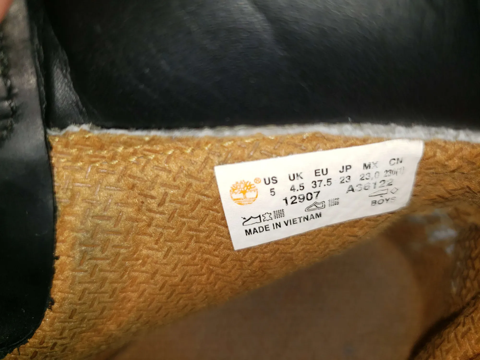 Timberland Black Leather Boots in Excellent Used Condition - photo 5
