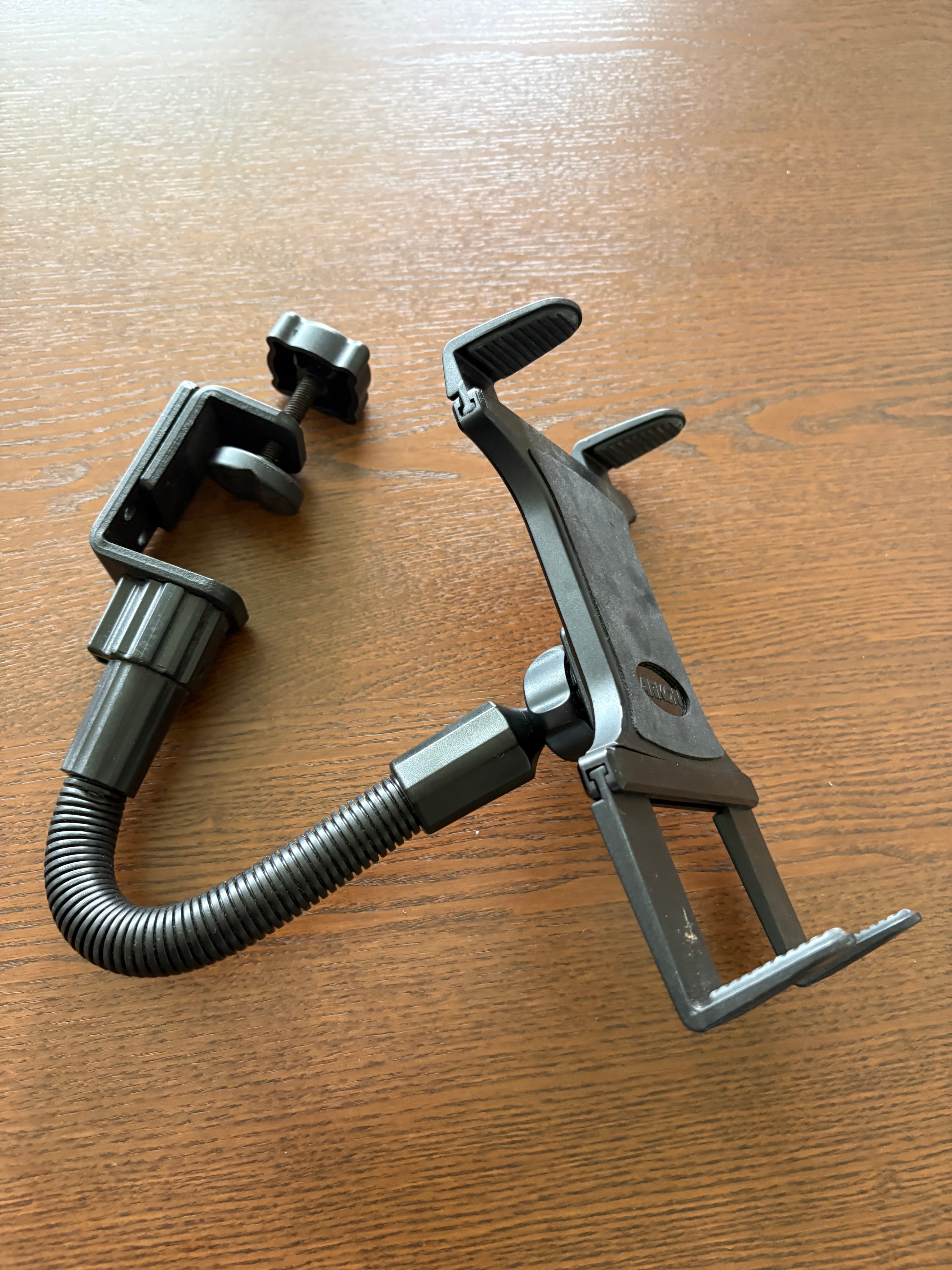 Arkon TAB086-12 Heavy Duty Tablet Clamp Mount