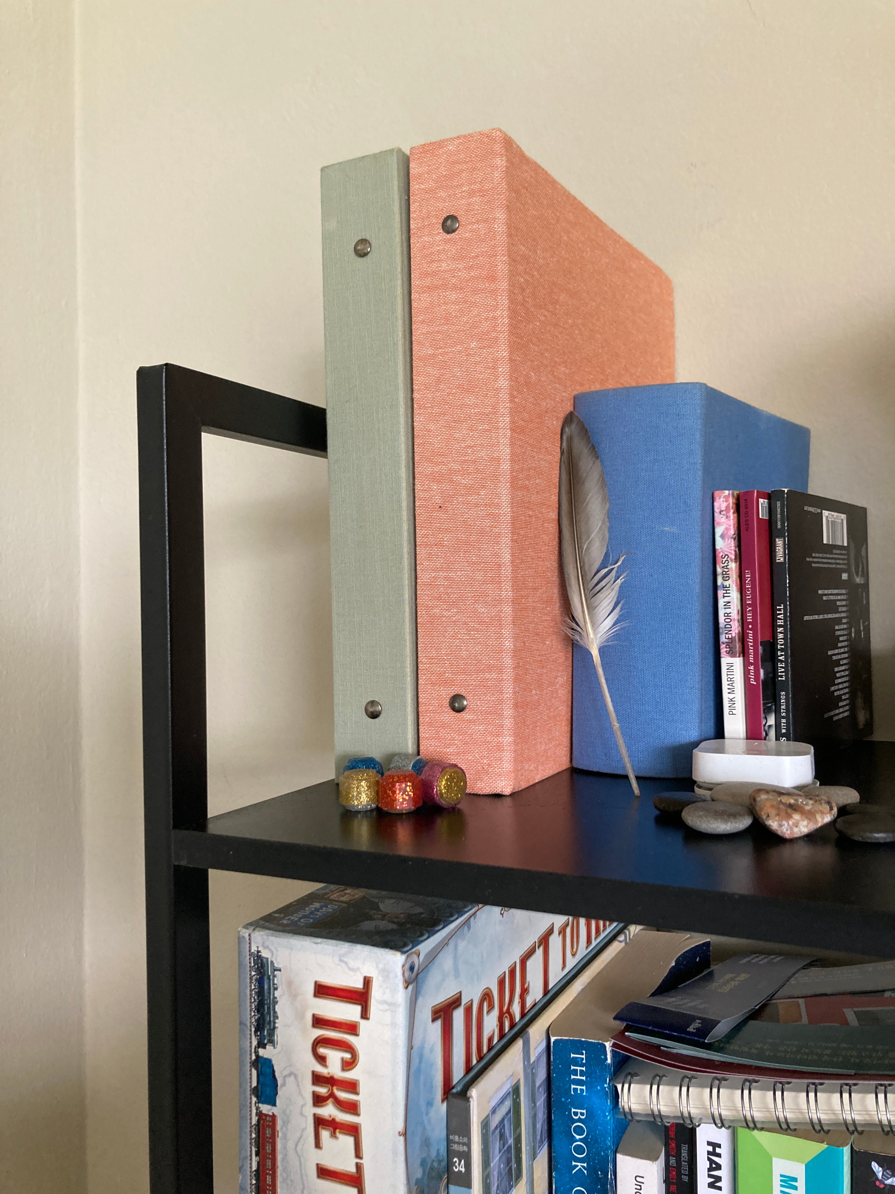 NUMENN 5 Tier Bookshelf - photo 3
