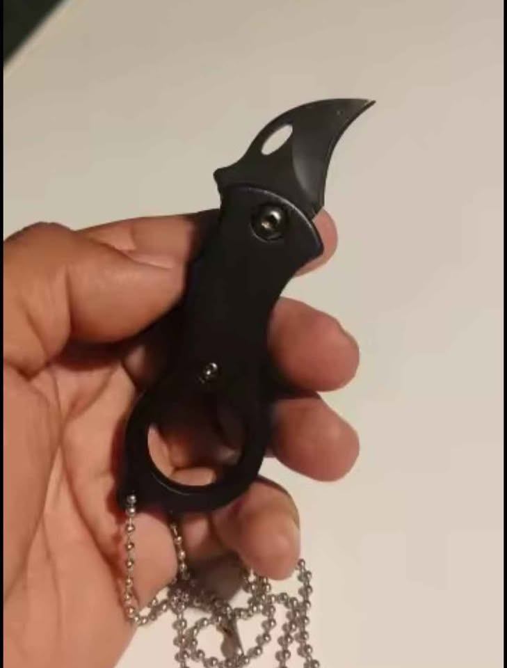 Mini Karambit Keychain Knife - photo 2
