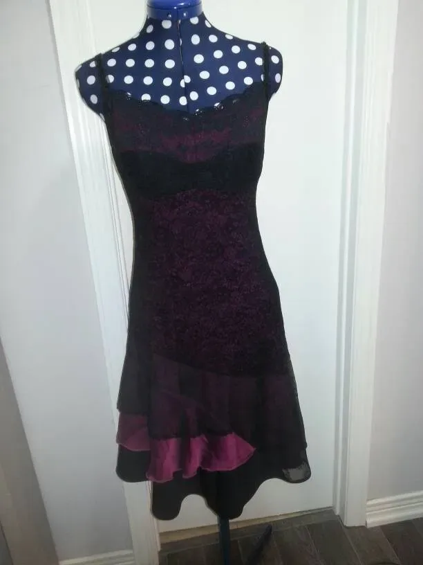 Gorgeous Layered Lace Fancy Black And Red-ish Purple-ish Dress - photo 2