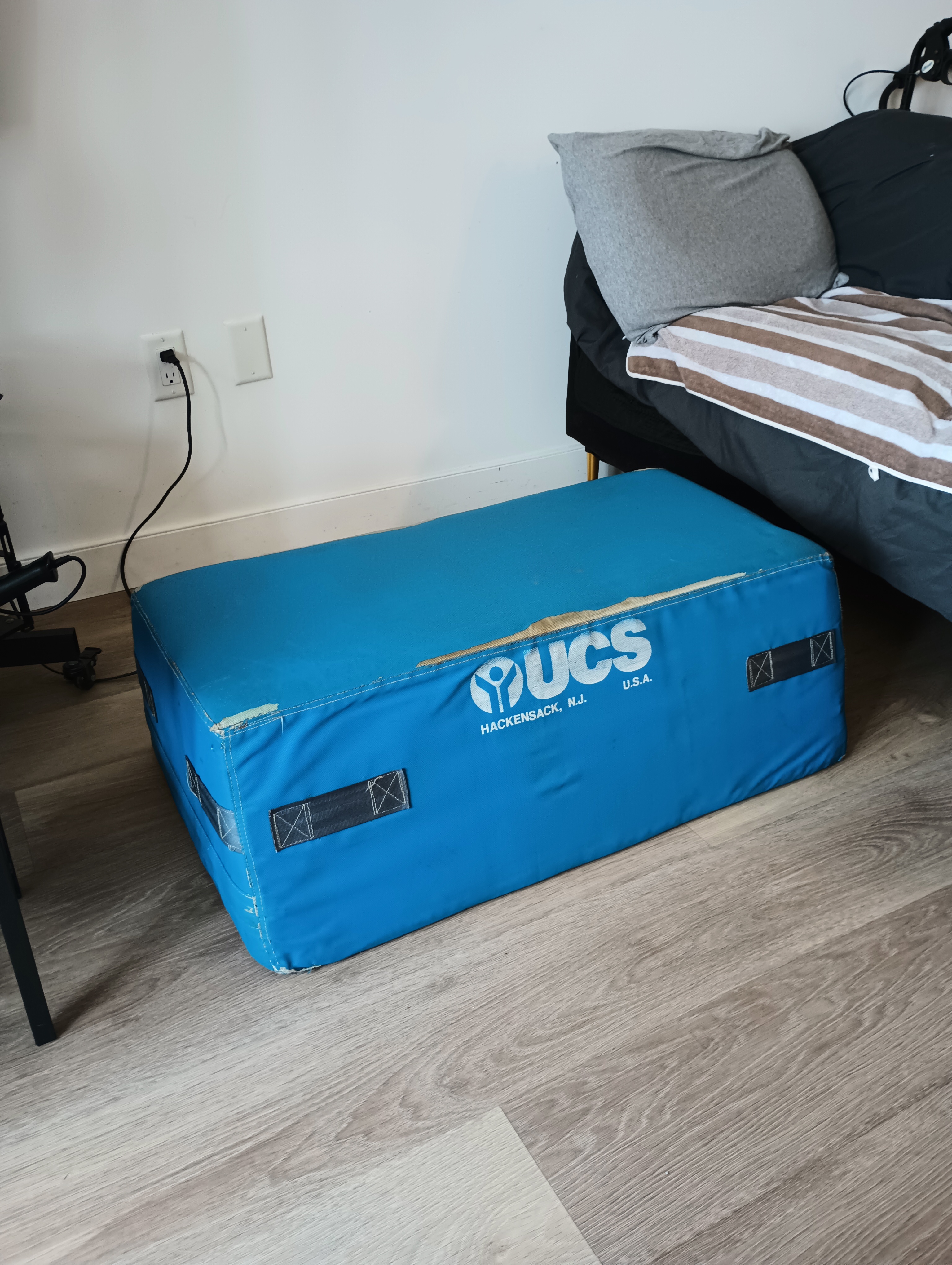 USC padded training equipment – work out block