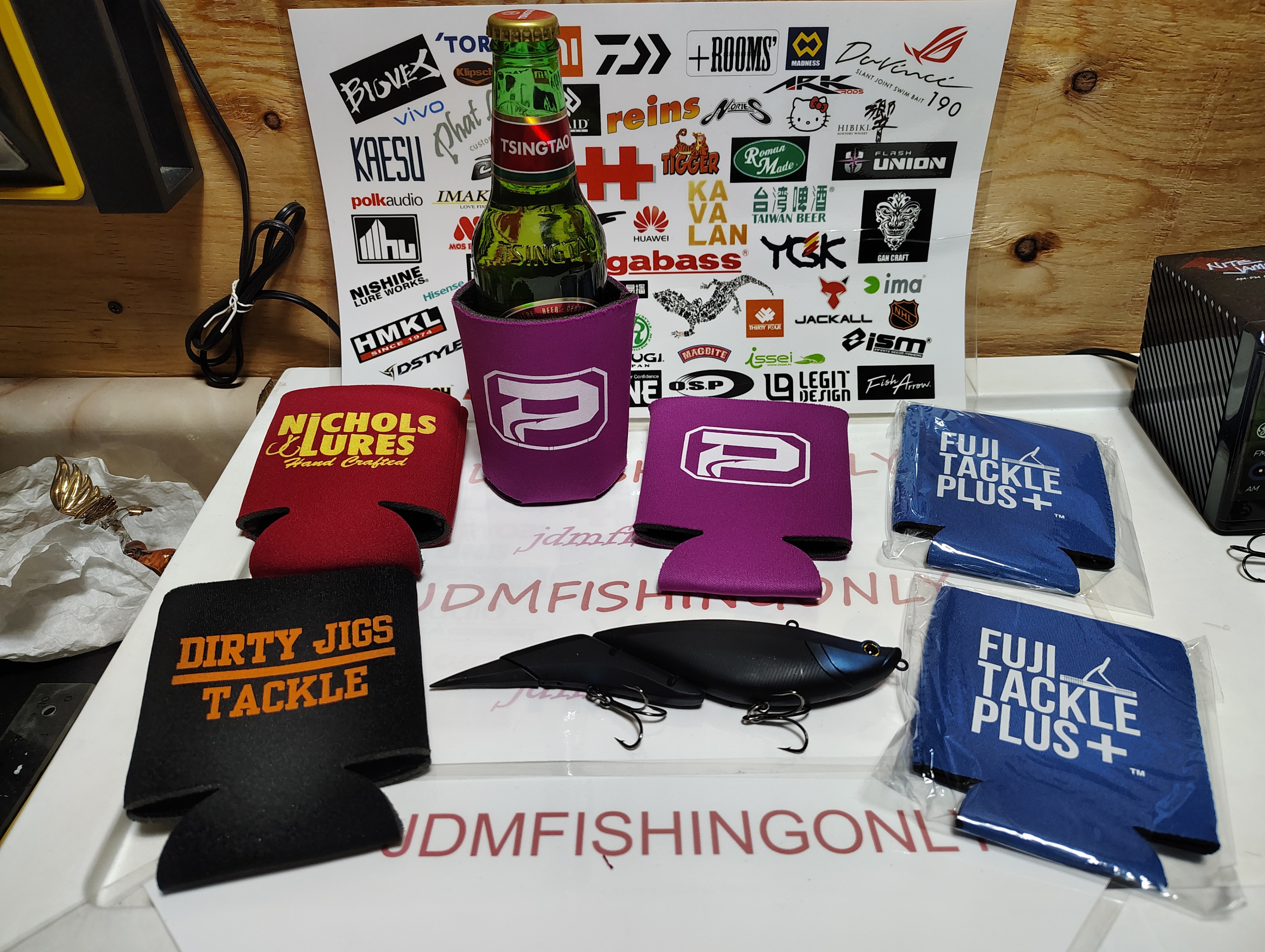 BRAND NEW Stretch Polyurethane Koozie Can Bottle Cooler