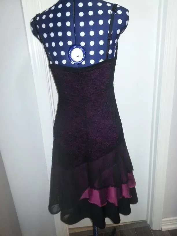 Gorgeous Layered Lace Fancy Black And Red-ish Purple-ish Dress - photo 3