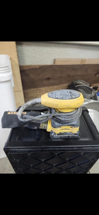 DEWALT 1/4 Sheet Palm Grip Sander (DWE6411) - photo 2