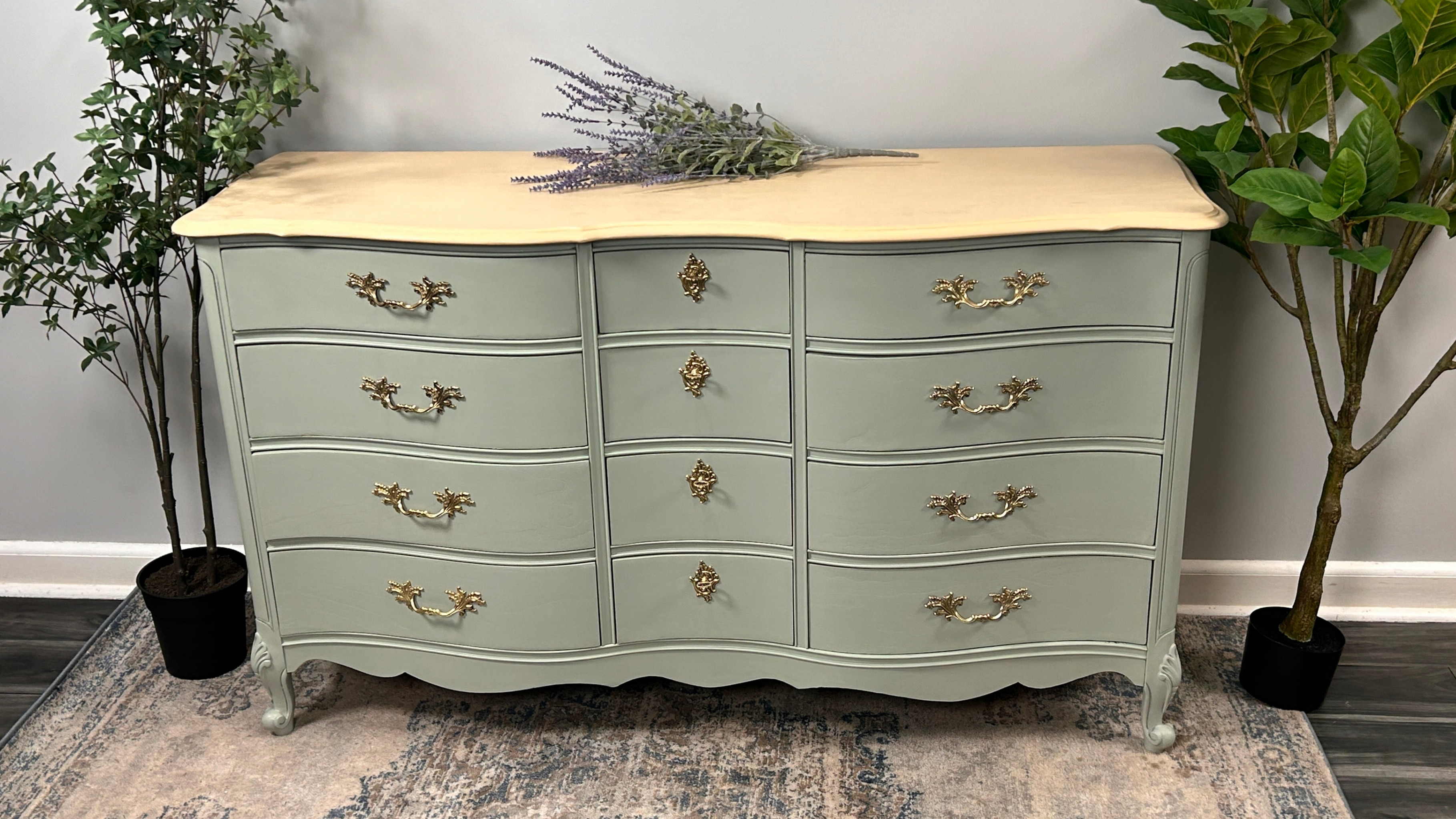 Sage Green Dresser French Provincial - photo 2