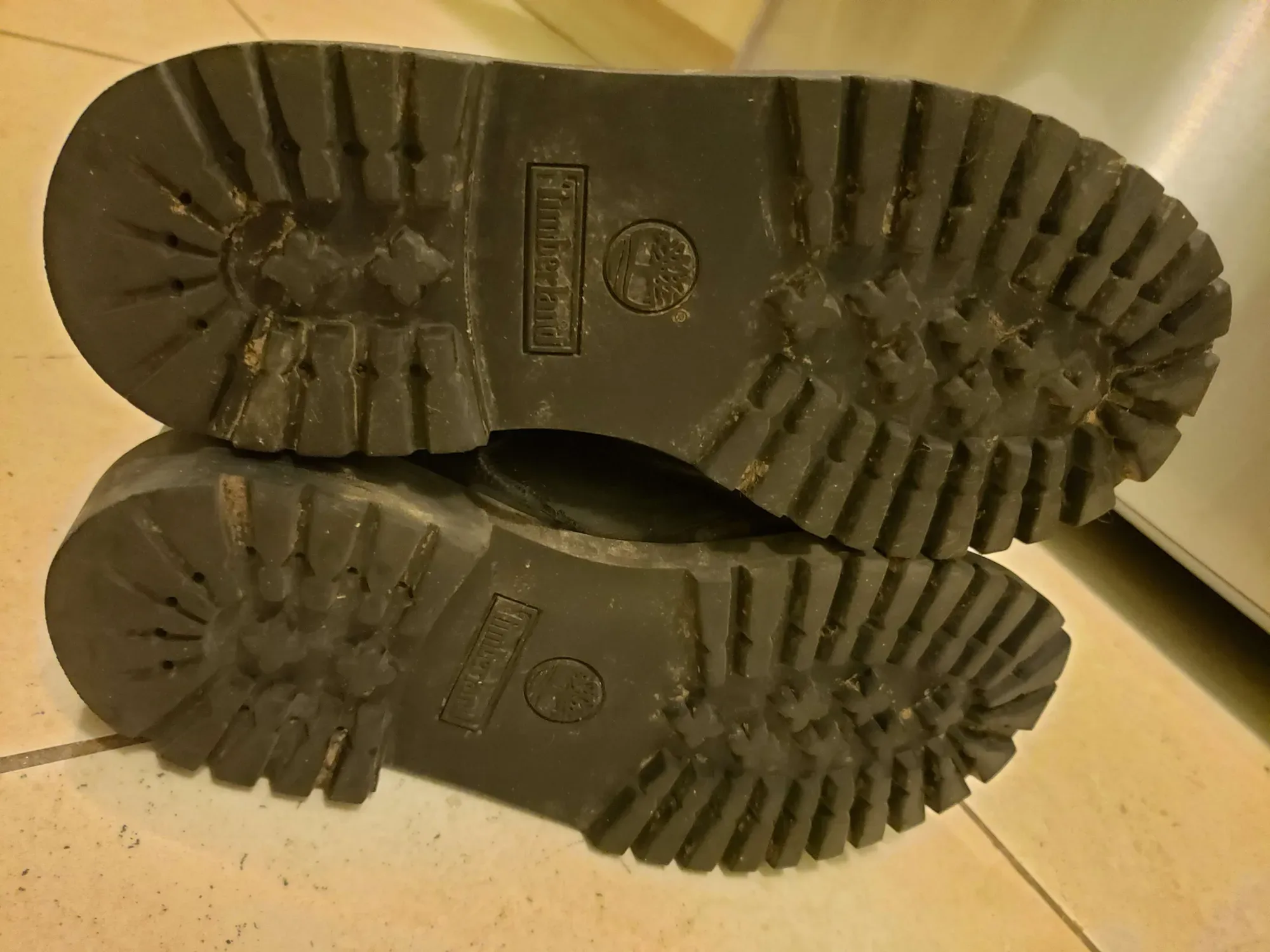 Timberland Black Leather Boots in Excellent Used Condition - photo 3