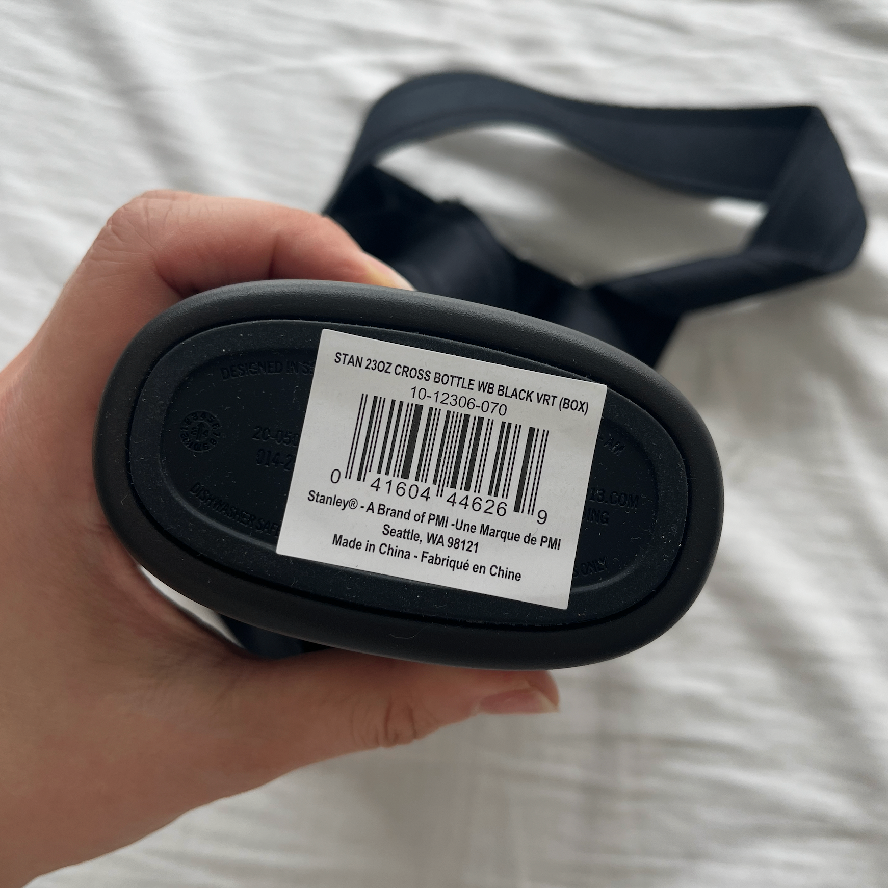 Stanley 23oz Cross Bottle - Black_Netflix collab - photo 3