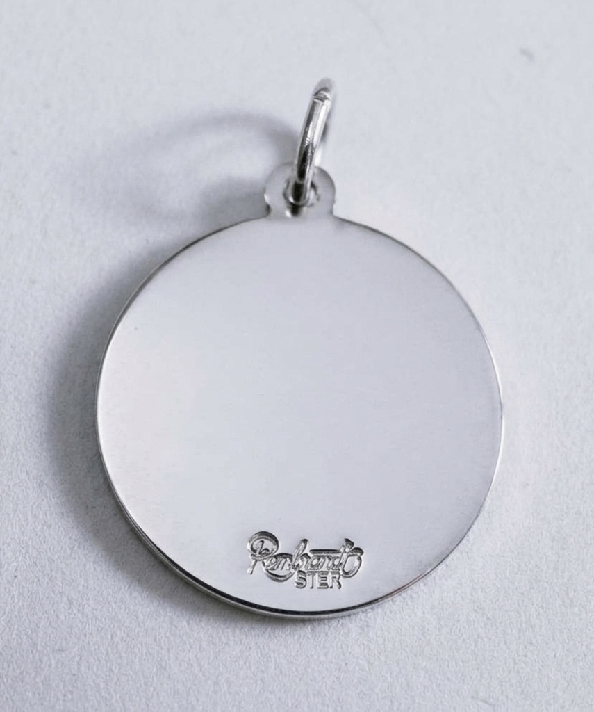 Queen Elizabeth 1977 Silver Charm / Breloque Argent de la Reine - photo 2