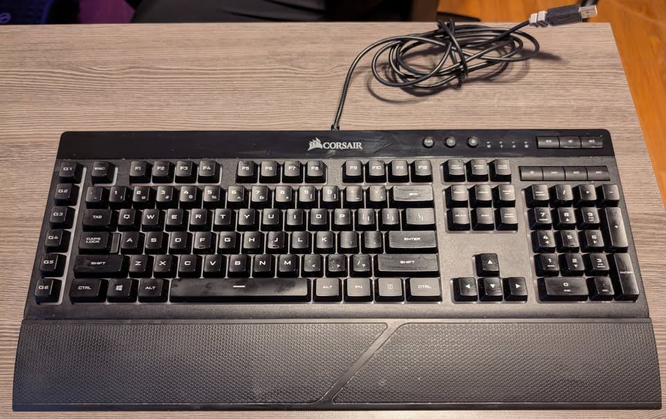 Corsair K55 RGB Gaming Keyboard (In Box) - photo 2