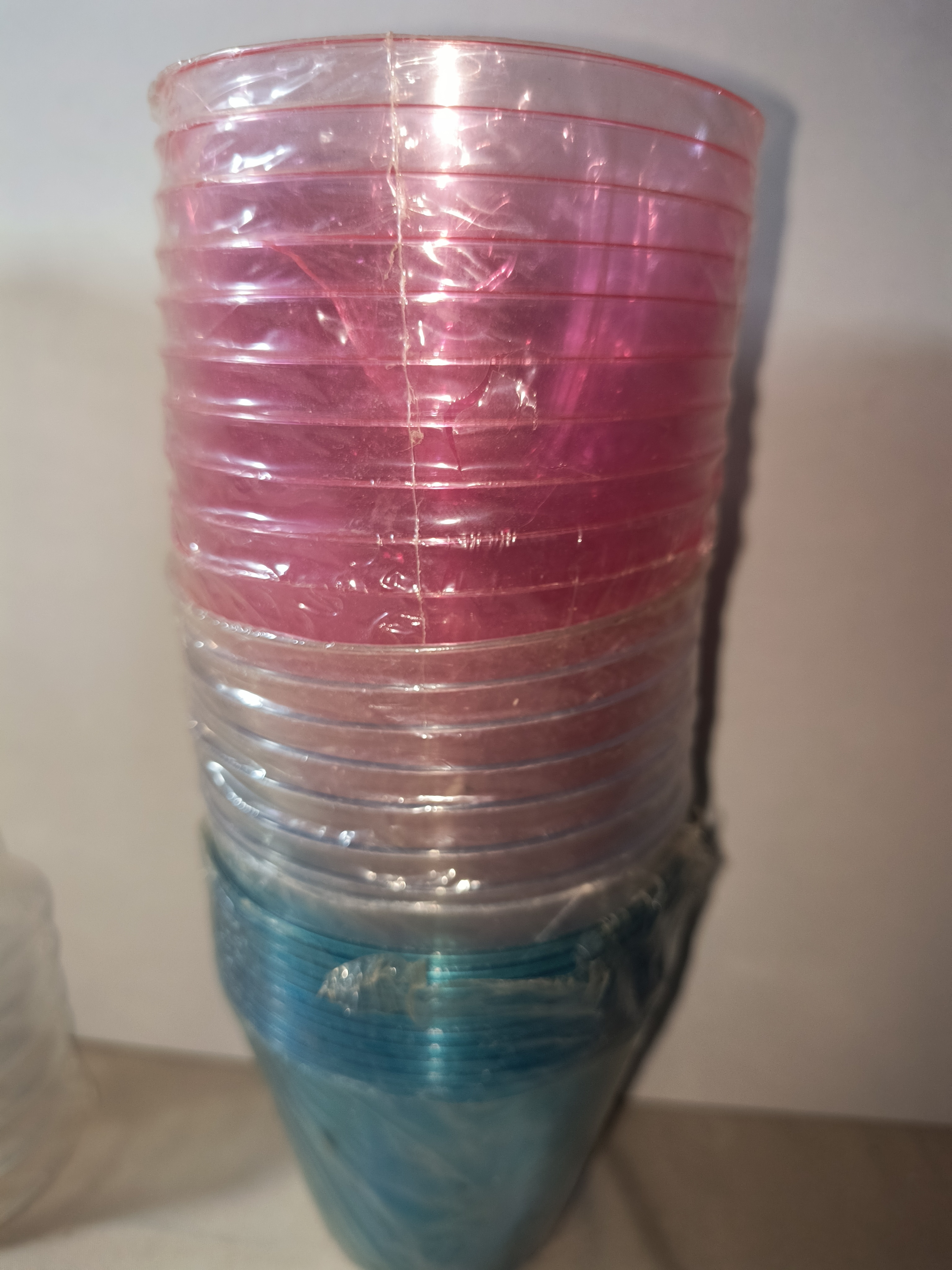 5 Packs of Bulk Party Drinkware Plastic Tumblers & Wine Glasses! - photo 3