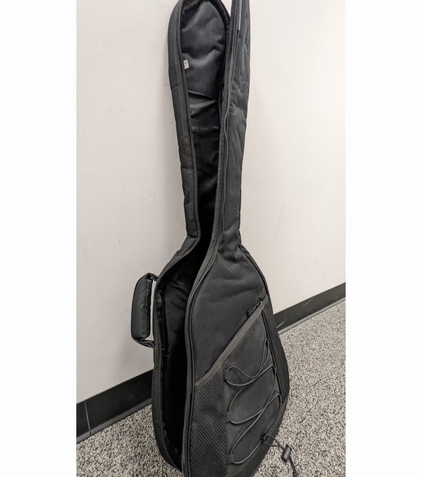 First Act Gig Bag (Acoustic or Electric Guitar) - photo 3