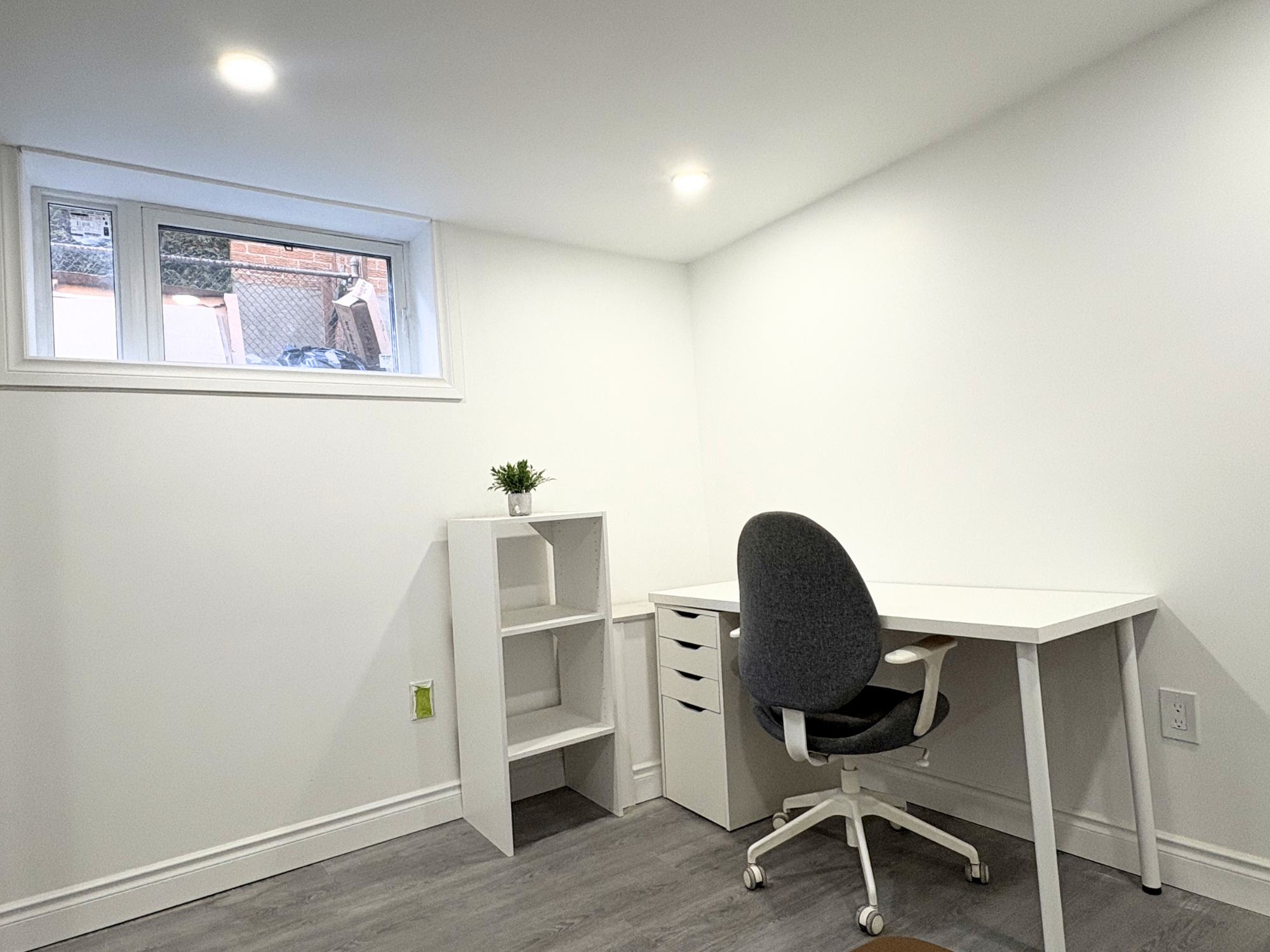Private Room Near UofT Scarborough / Centennial College for Rent - photo 4