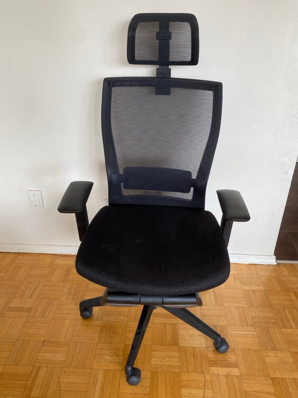 Autonomous Ergonomic Office Chair -Recline + Adjustable Headrest