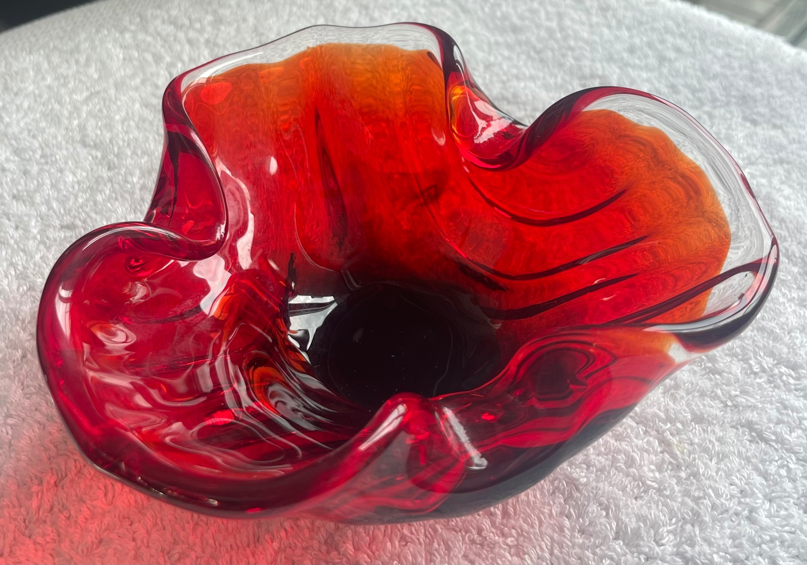 Vintage Hand-Blown Art Glass Ruffled Dish (6.25")