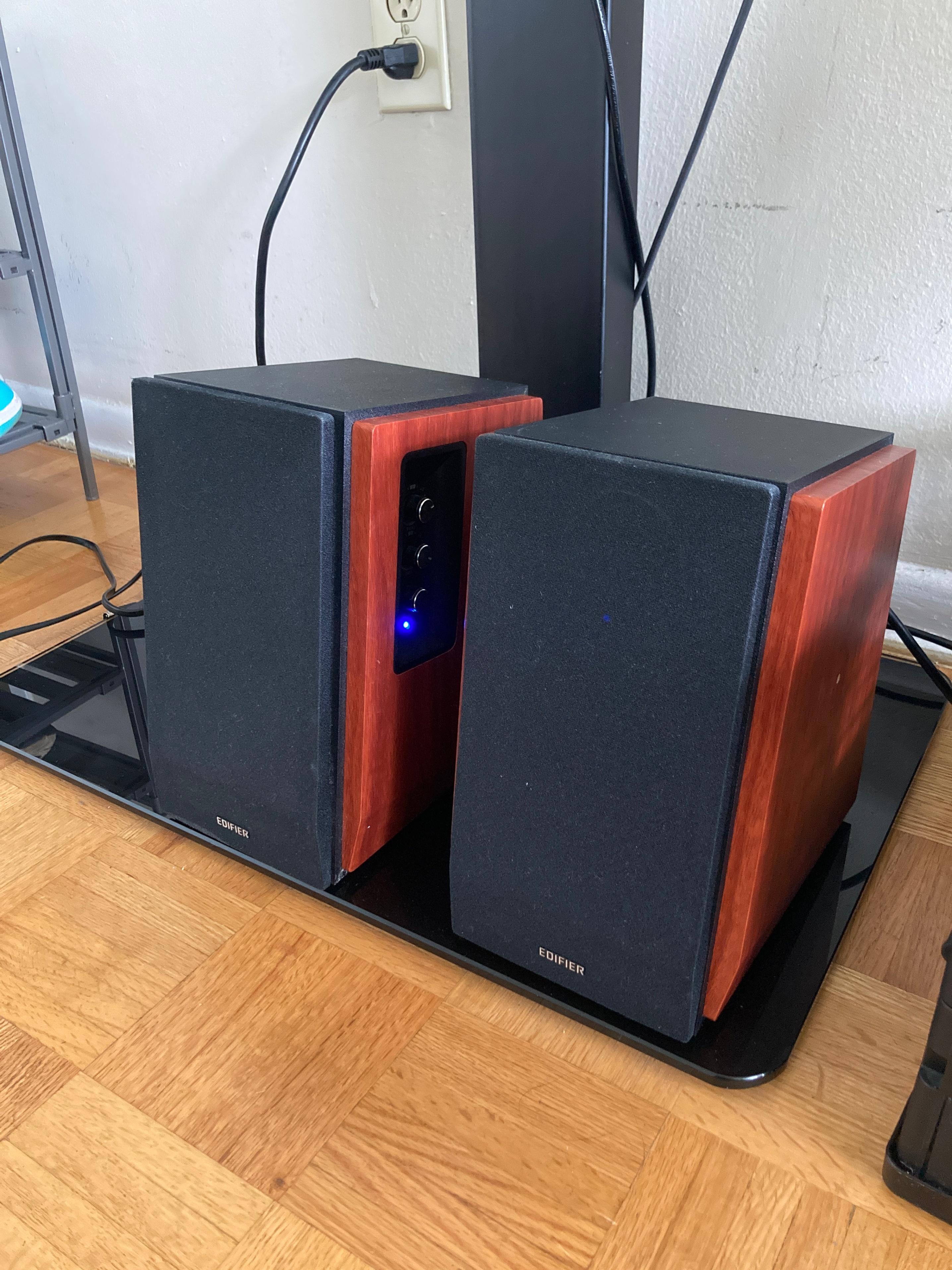 Edifier R1700BT Bluetooth Bookshelf Speakers